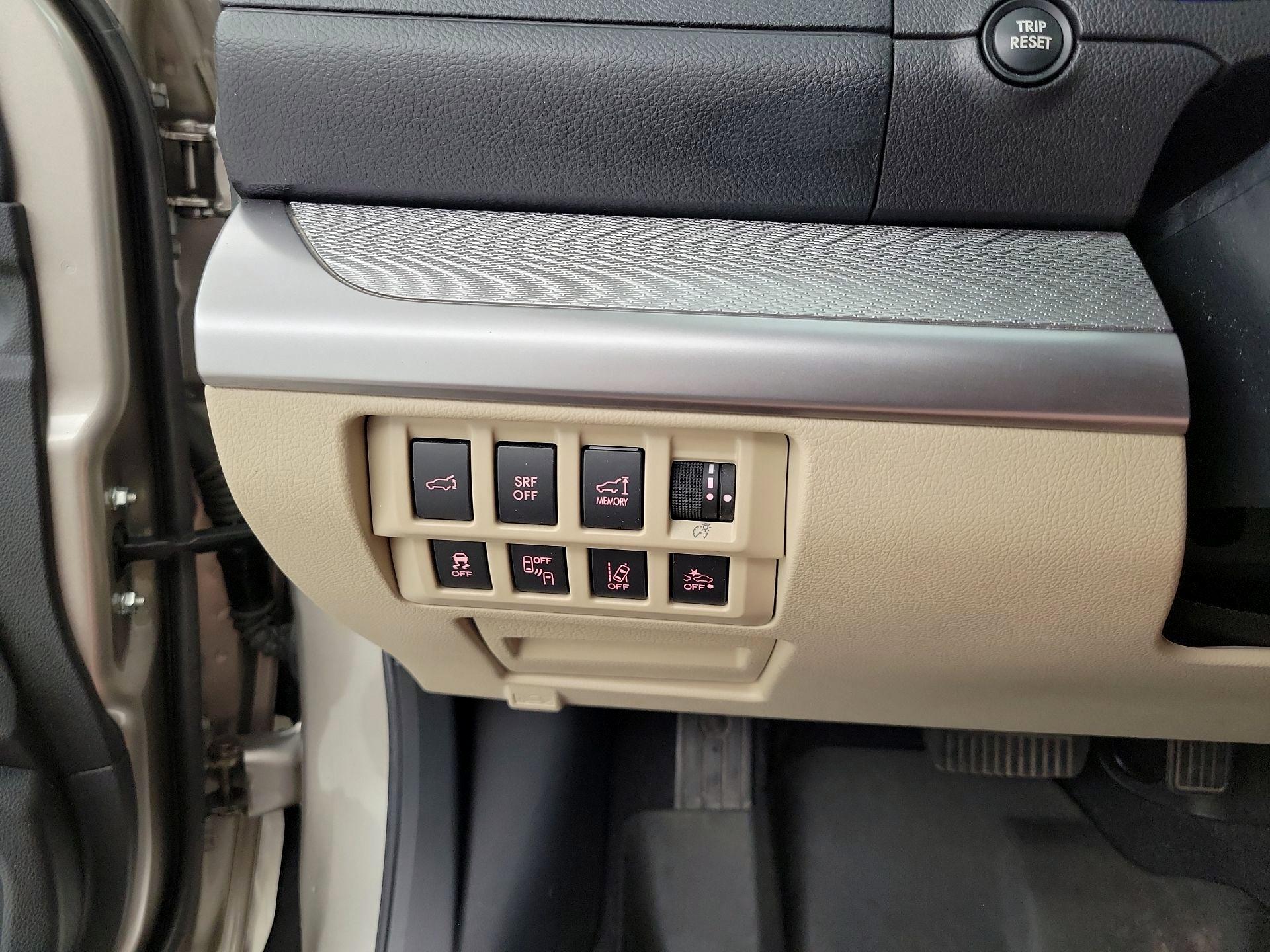 Thumbnail: 2015 Subaru Outback - 13