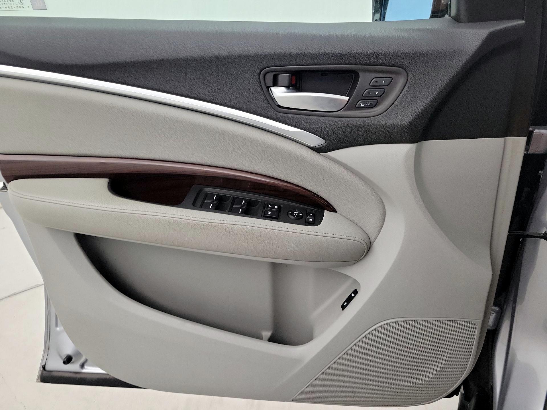 Thumbnail: 2016 Acura MDX - 10
