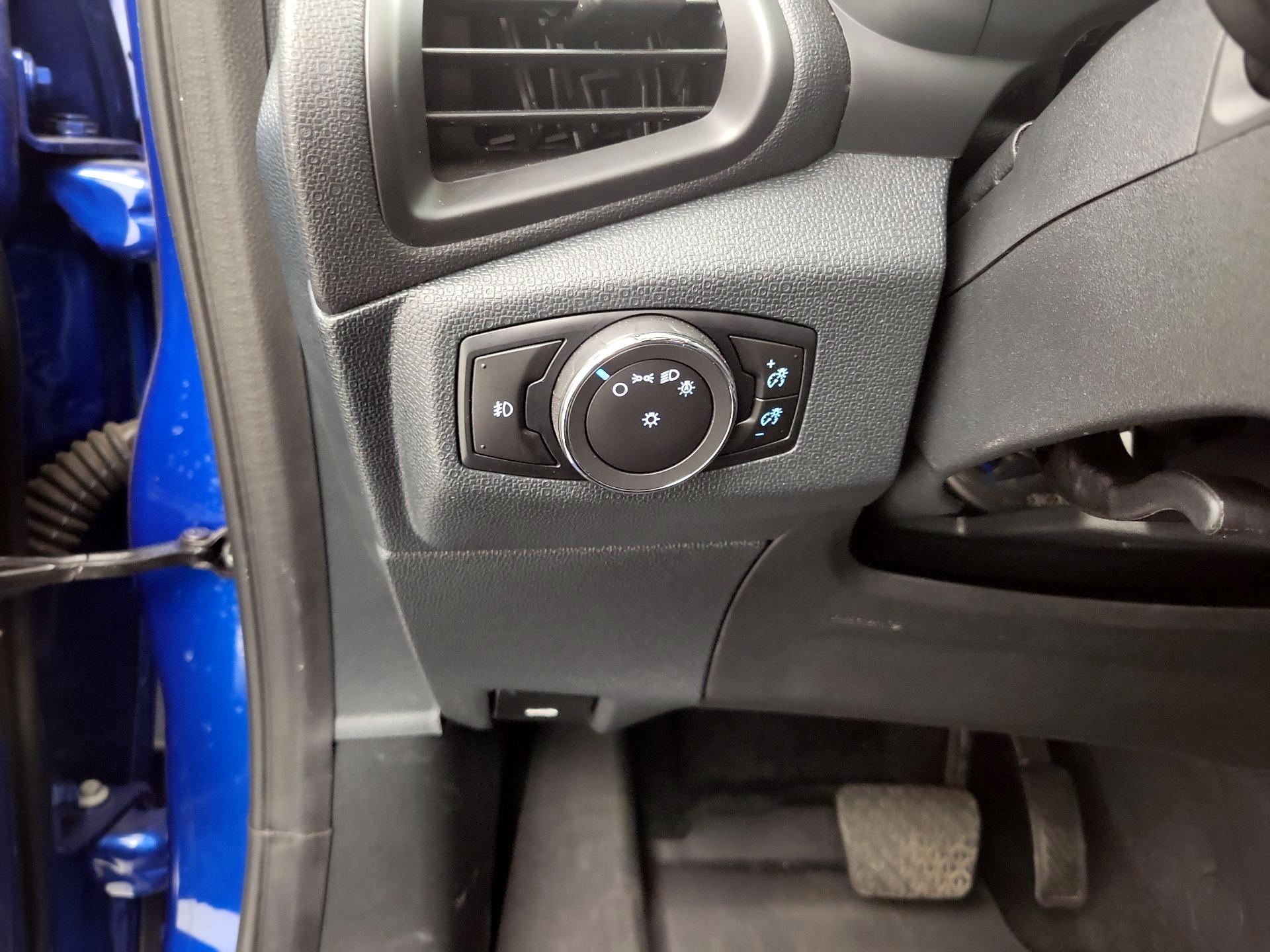 Thumbnail: 2021 Ford EcoSport - 11