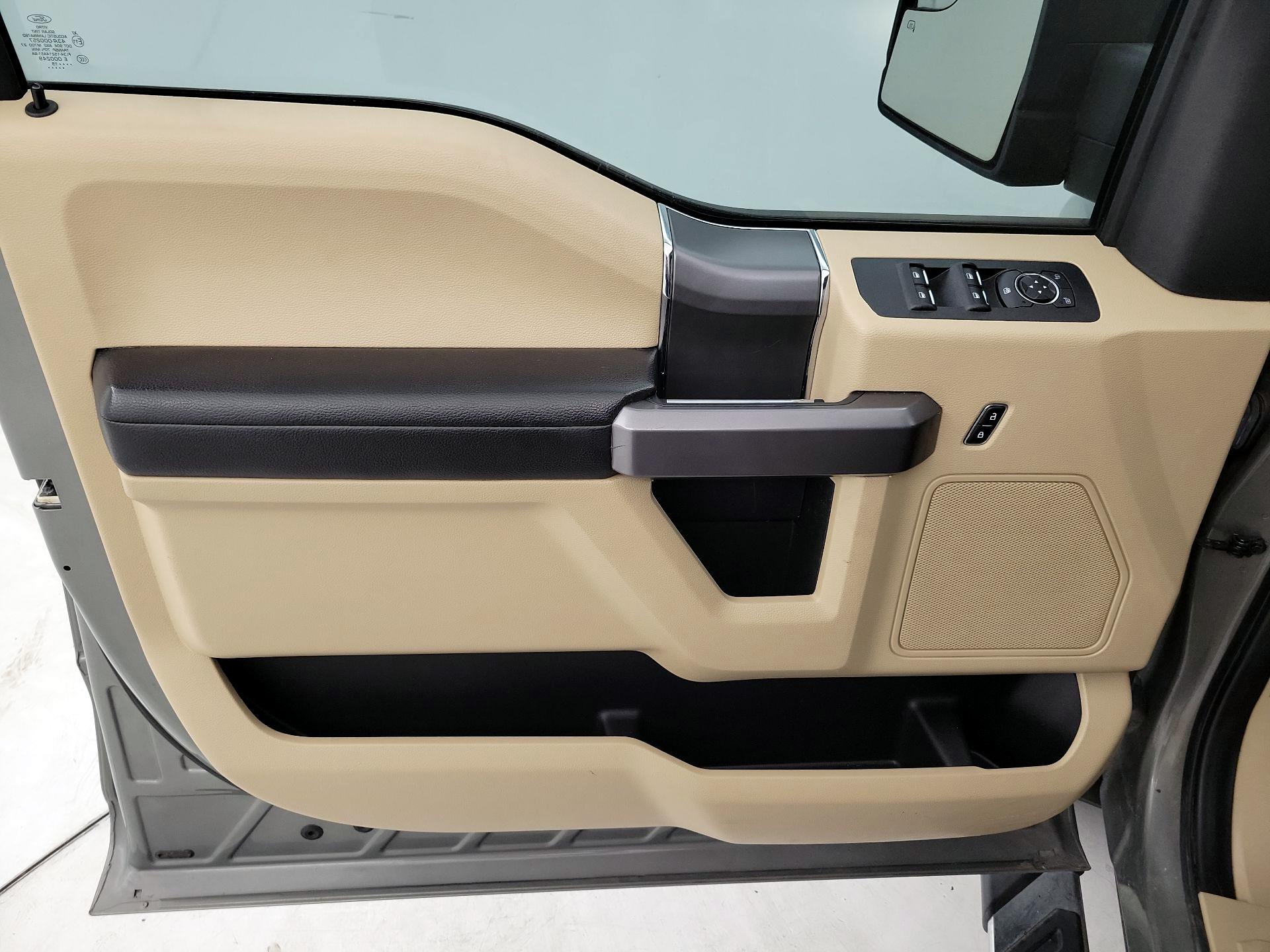 Thumbnail: 2019 Ford F-150 - 12