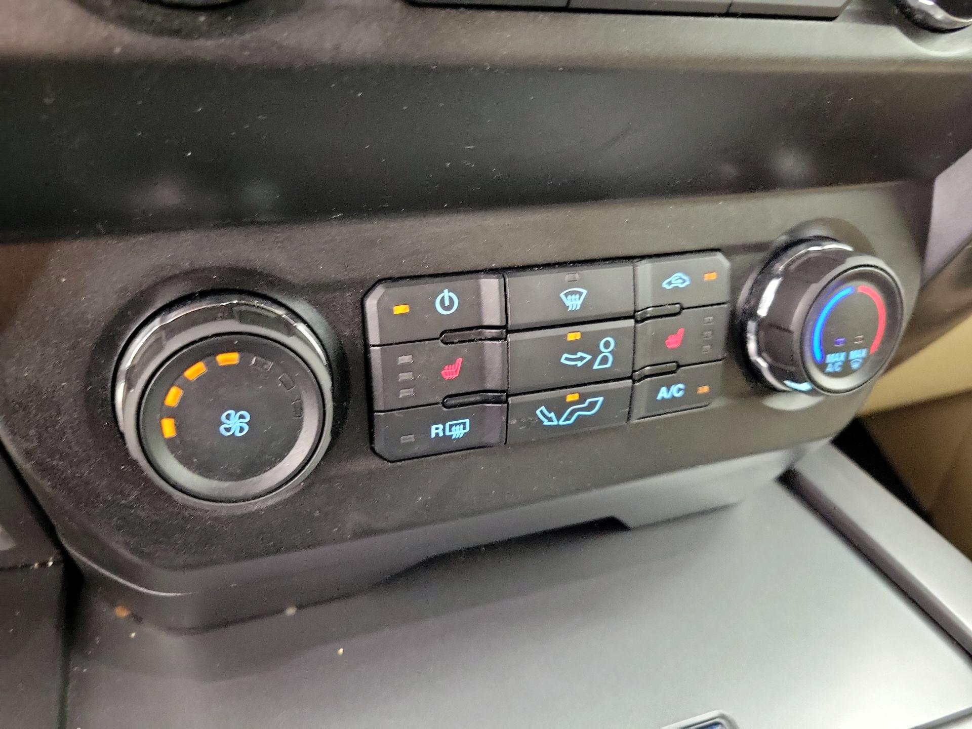 Thumbnail: 2019 Ford F-150 - 17