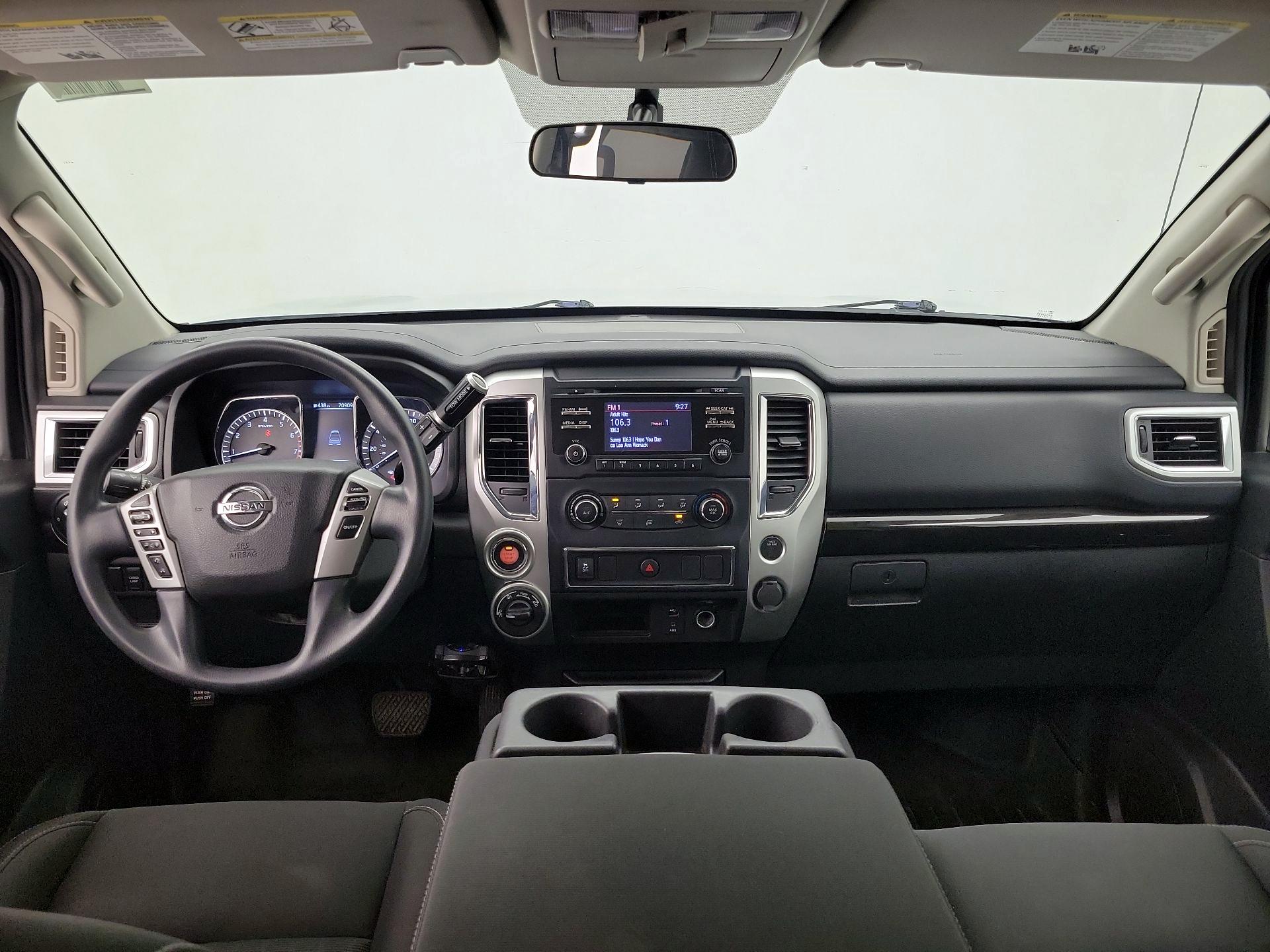 Thumbnail: 2018 Nissan Titan - 9