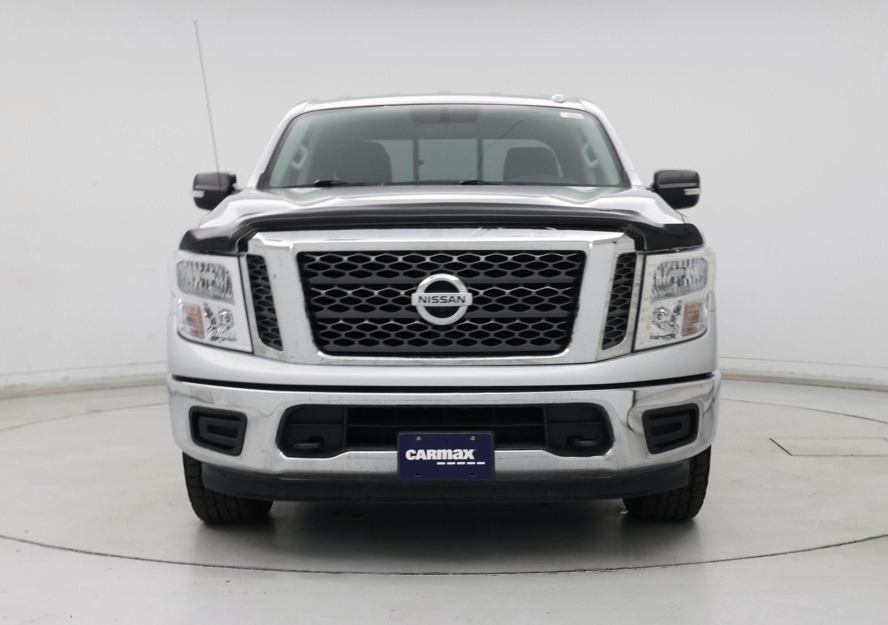 Thumbnail: 2018 Nissan Titan - 5