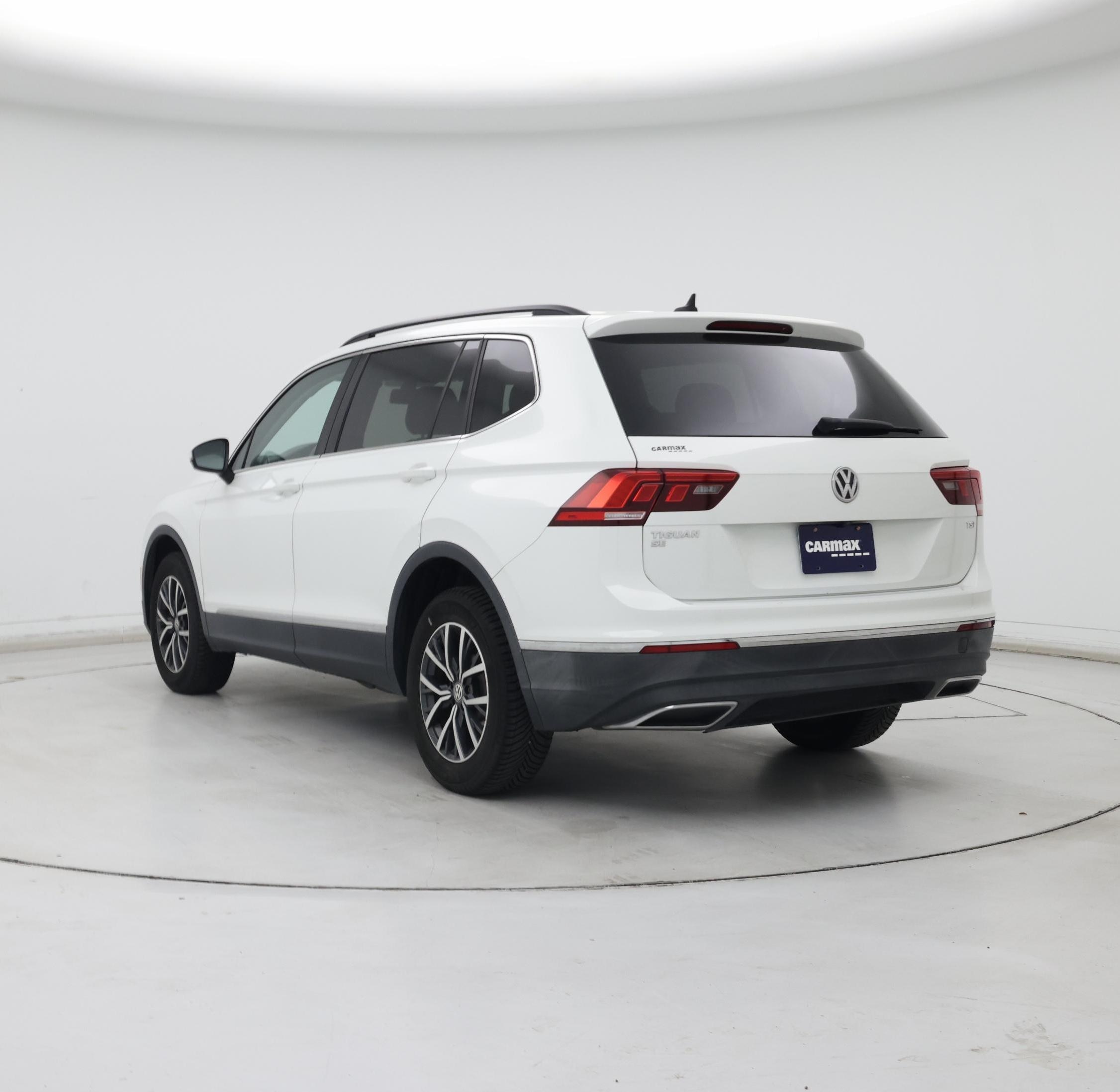 Thumbnail: 2018 Volkswagen Tiguan - 2