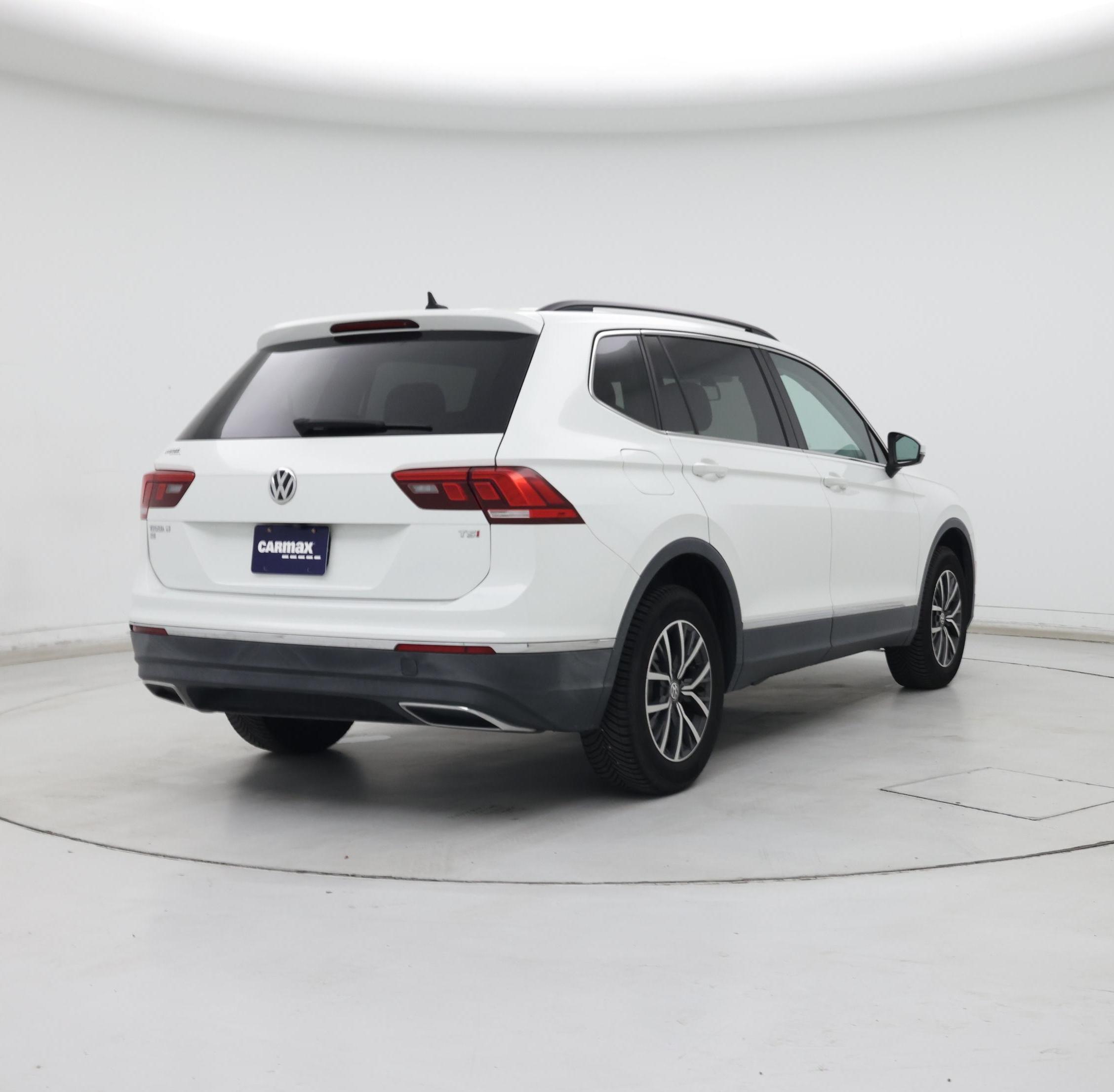 Thumbnail: 2018 Volkswagen Tiguan - 8