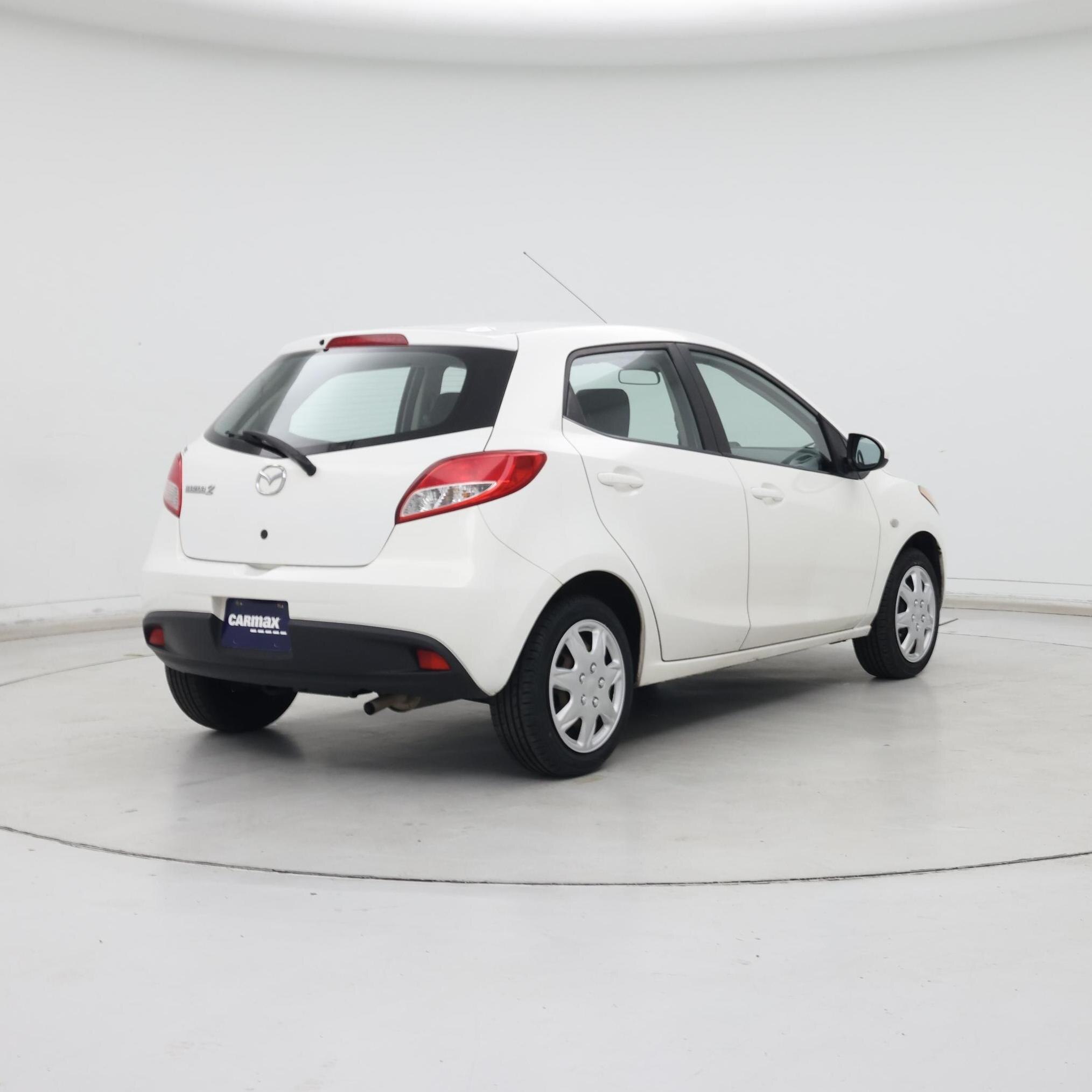 Thumbnail: 2014 Mazda Mazda2 - 8