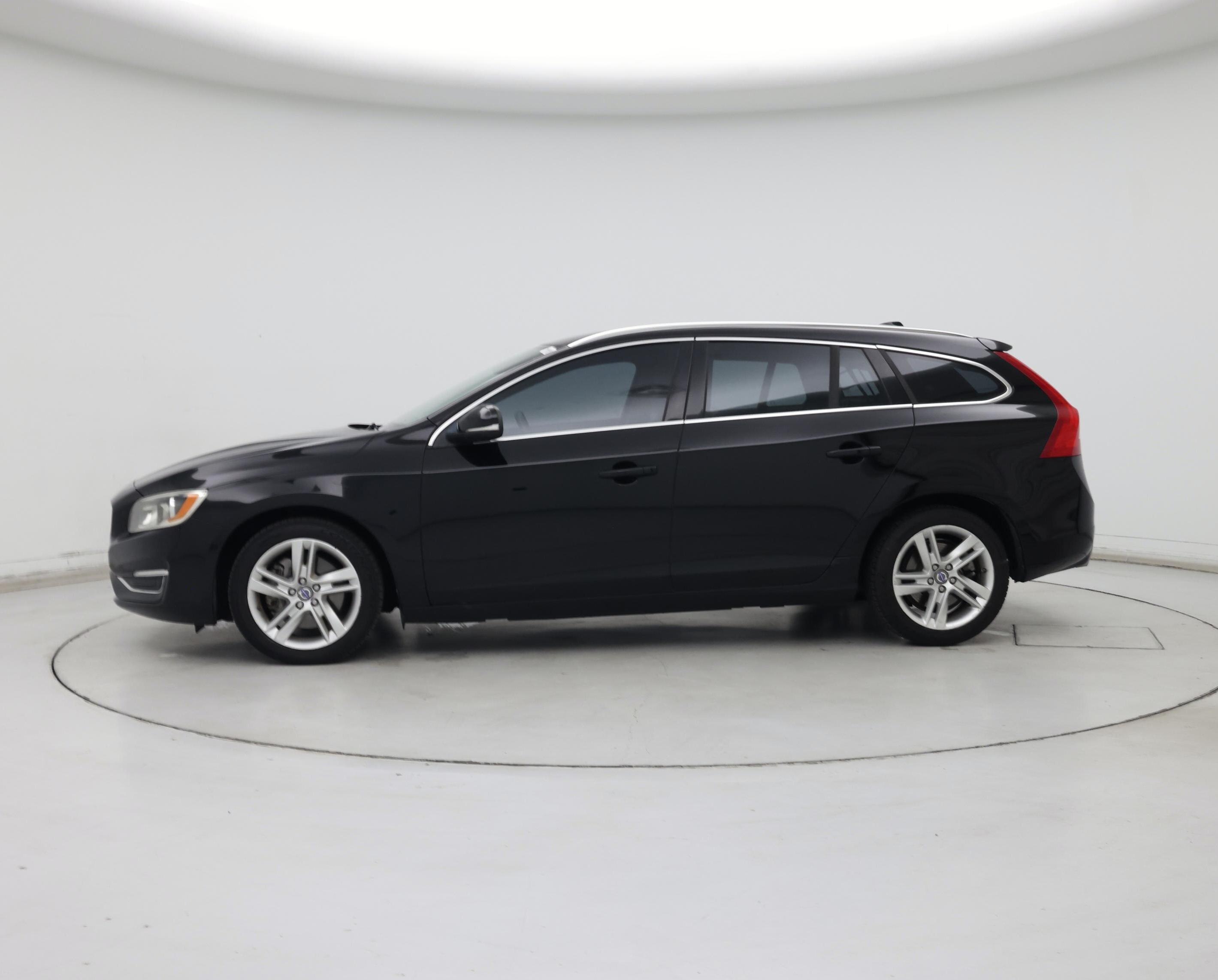 Thumbnail: 2015 Volvo V60 - 3