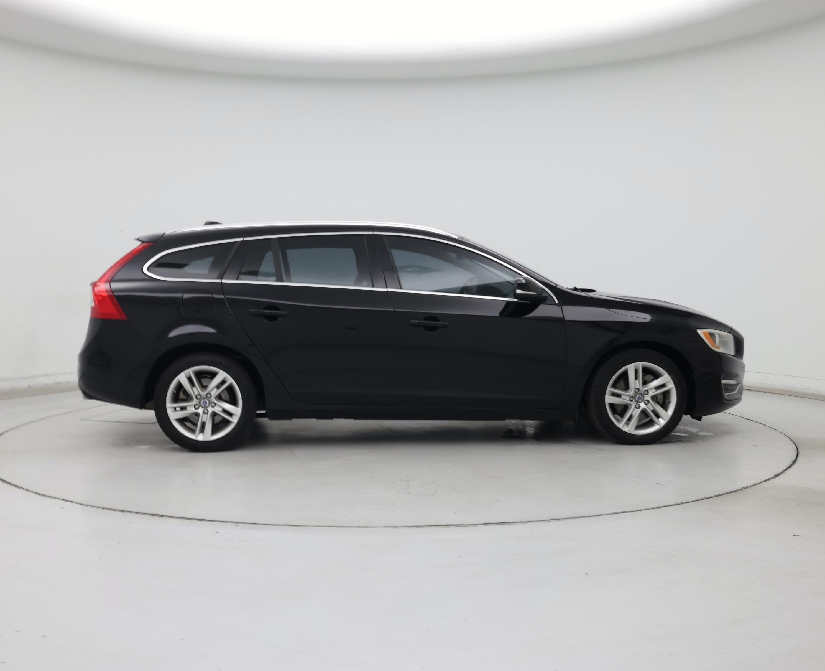 Thumbnail: 2015 Volvo V60 - 7