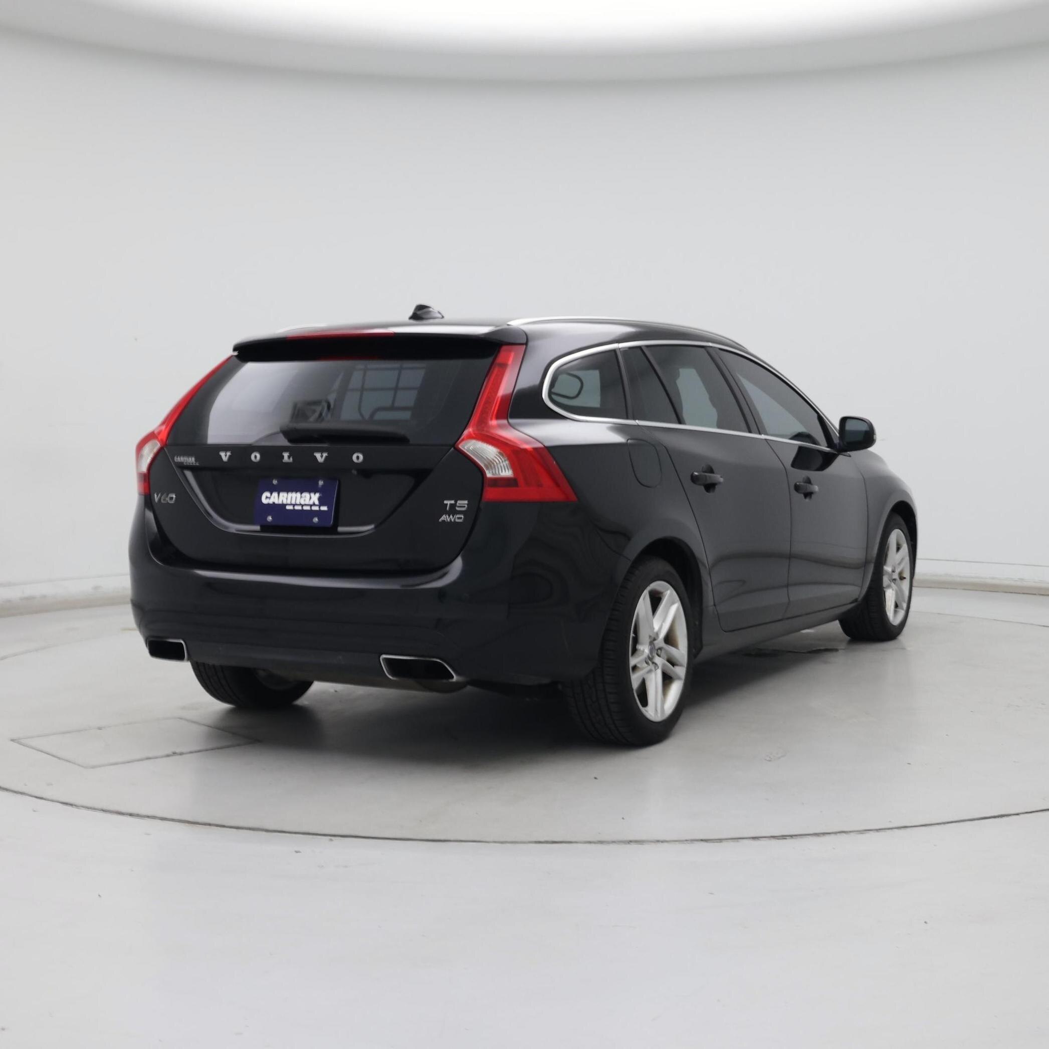 Thumbnail: 2015 Volvo V60 - 8