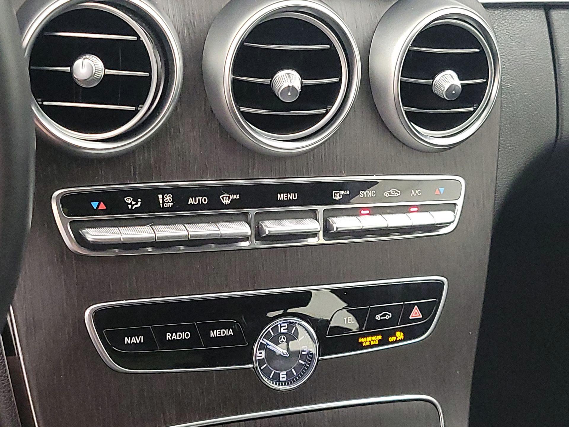 Thumbnail: 2021 Mercedes-Benz C-Class - 16