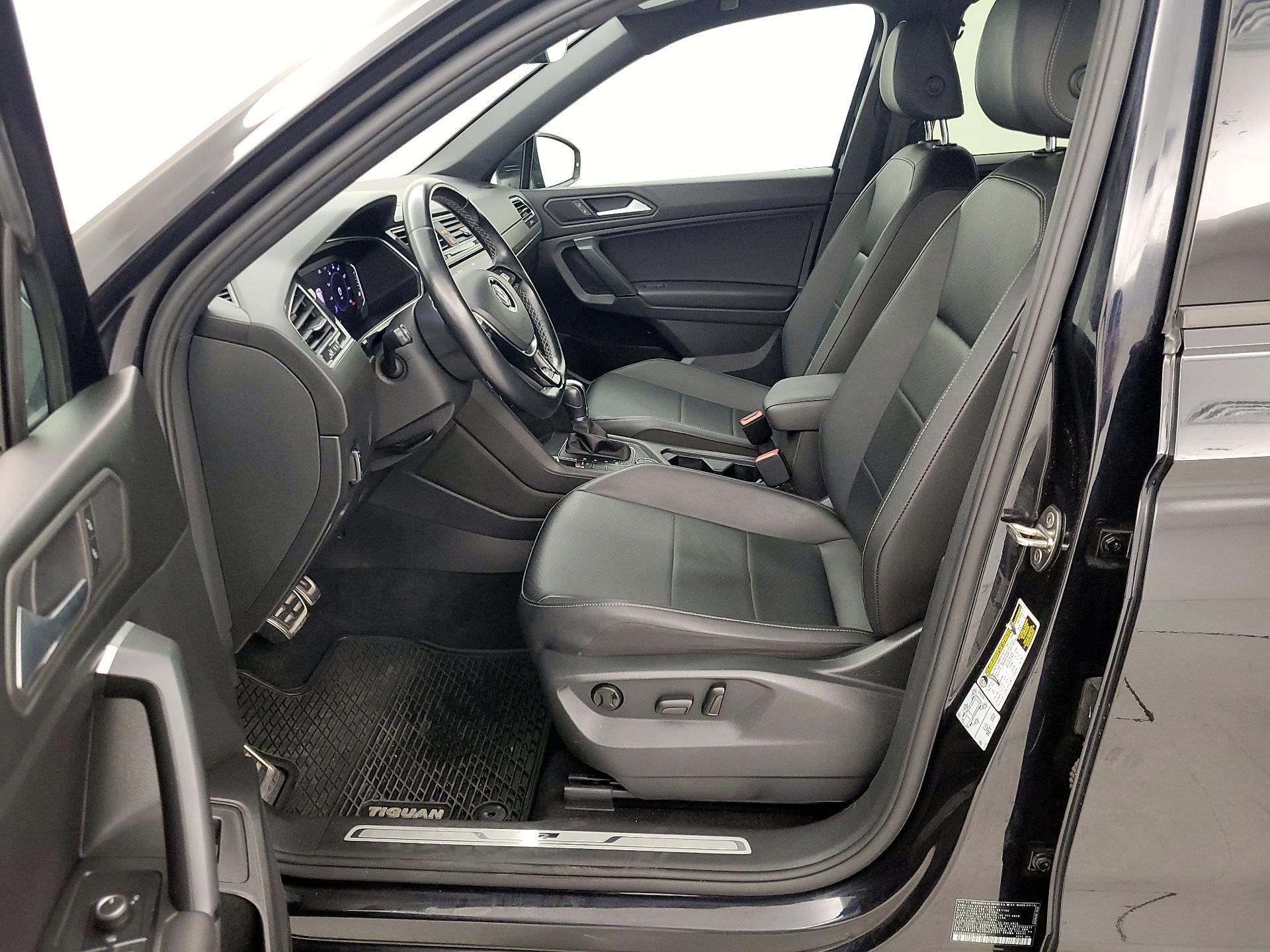 Thumbnail: 2019 Volkswagen Tiguan - 11