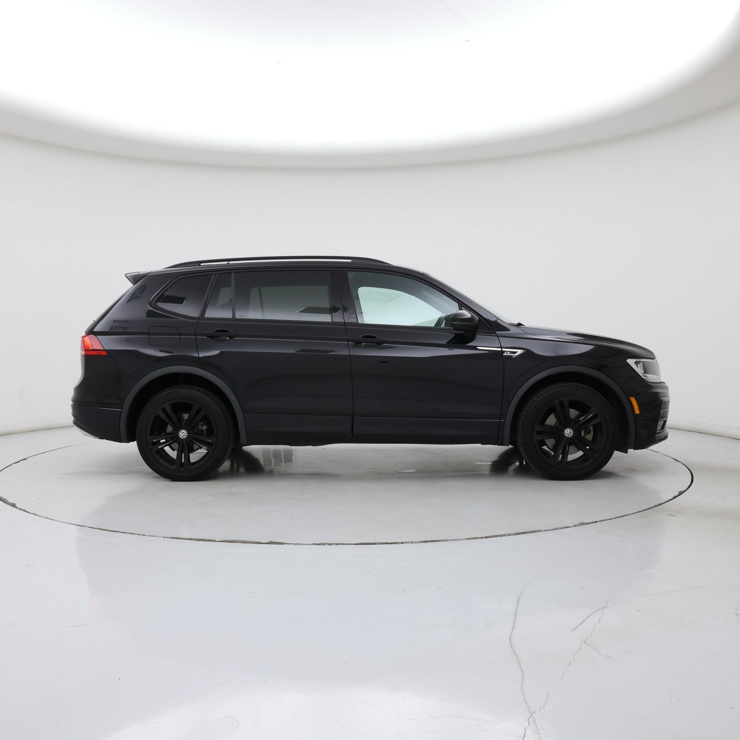 Thumbnail: 2019 Volkswagen Tiguan - 7