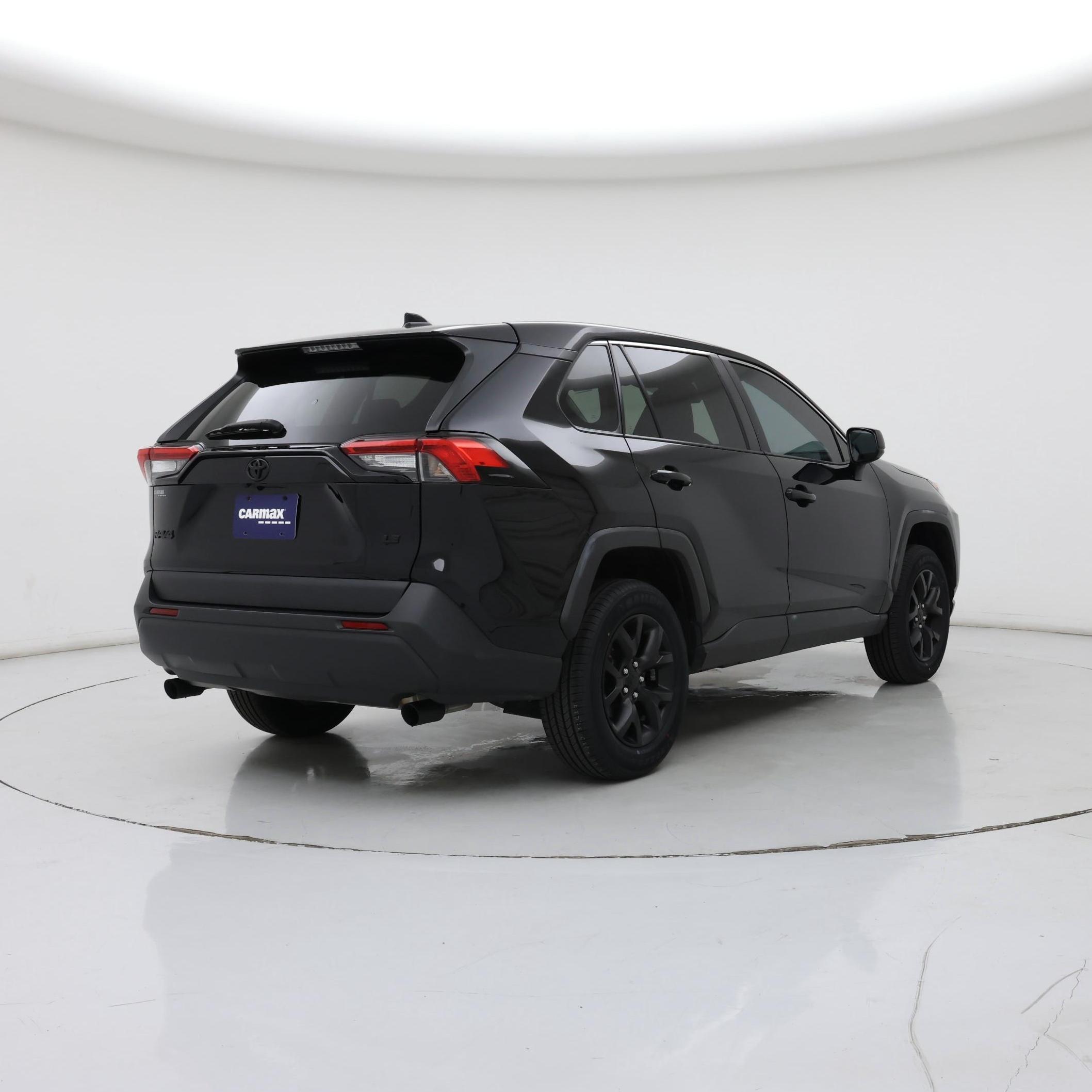 Thumbnail: 2022 Toyota RAV4 - 8