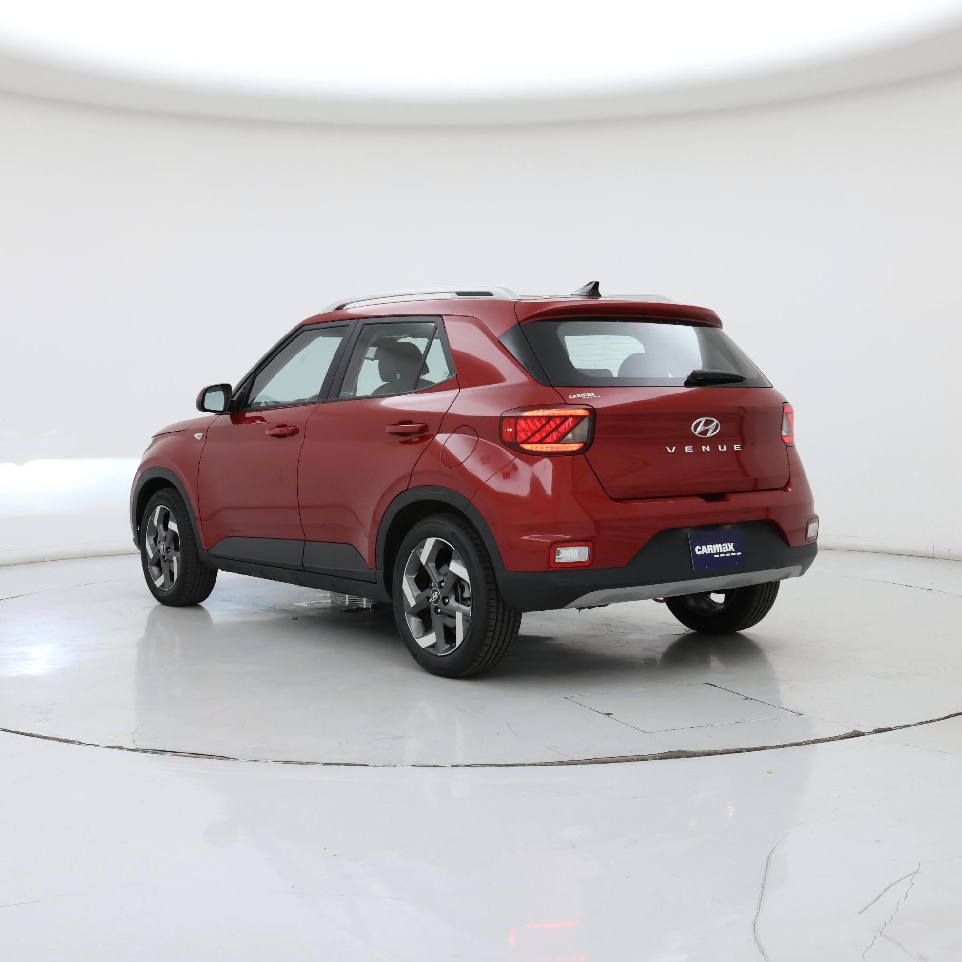 Thumbnail: 2022 Hyundai Venue - 2