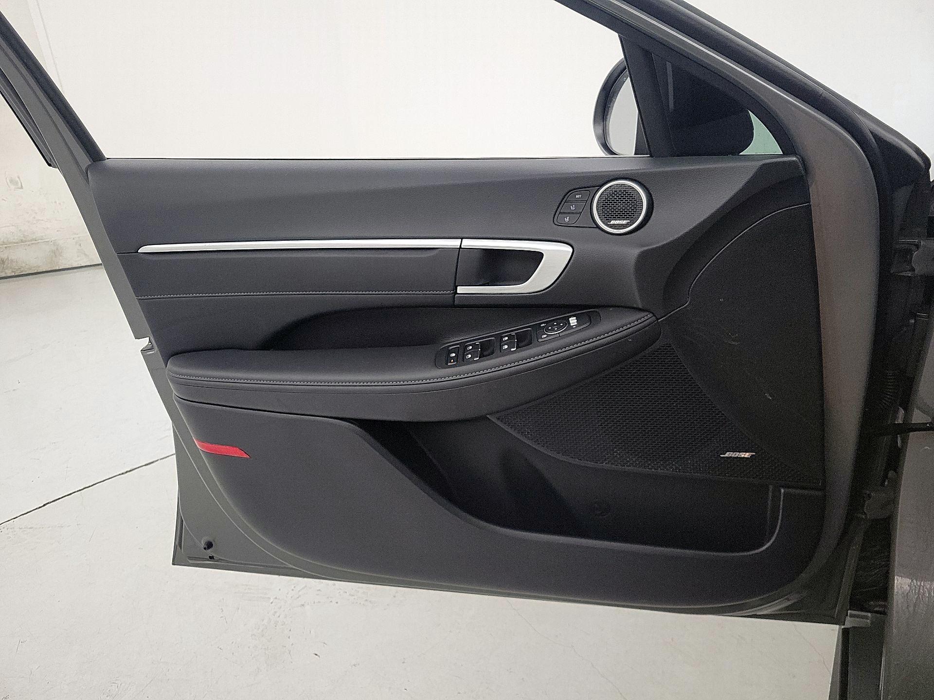Thumbnail: 2022 Hyundai Sonata - 12