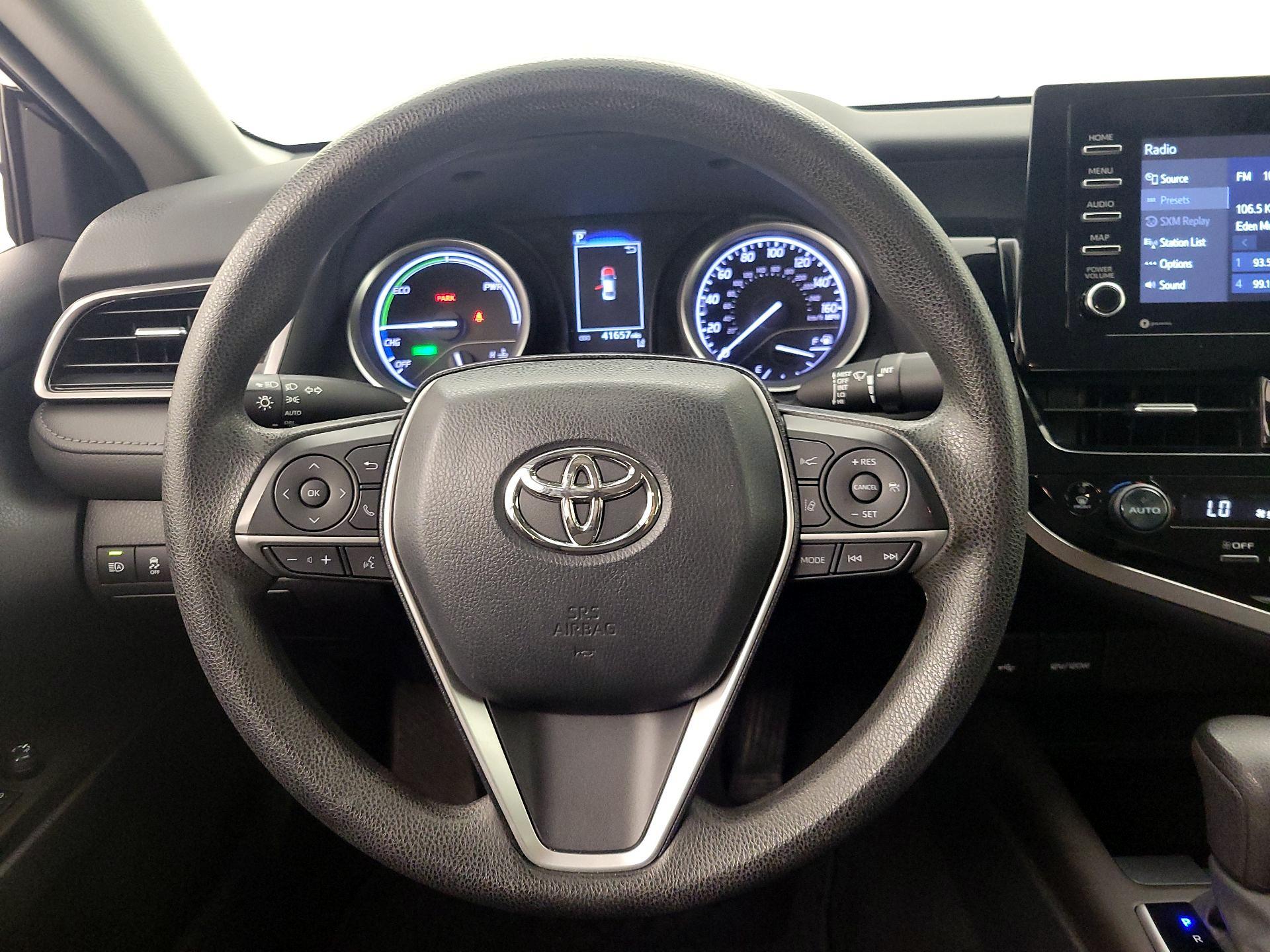 Thumbnail: 2021 Toyota Camry - 10