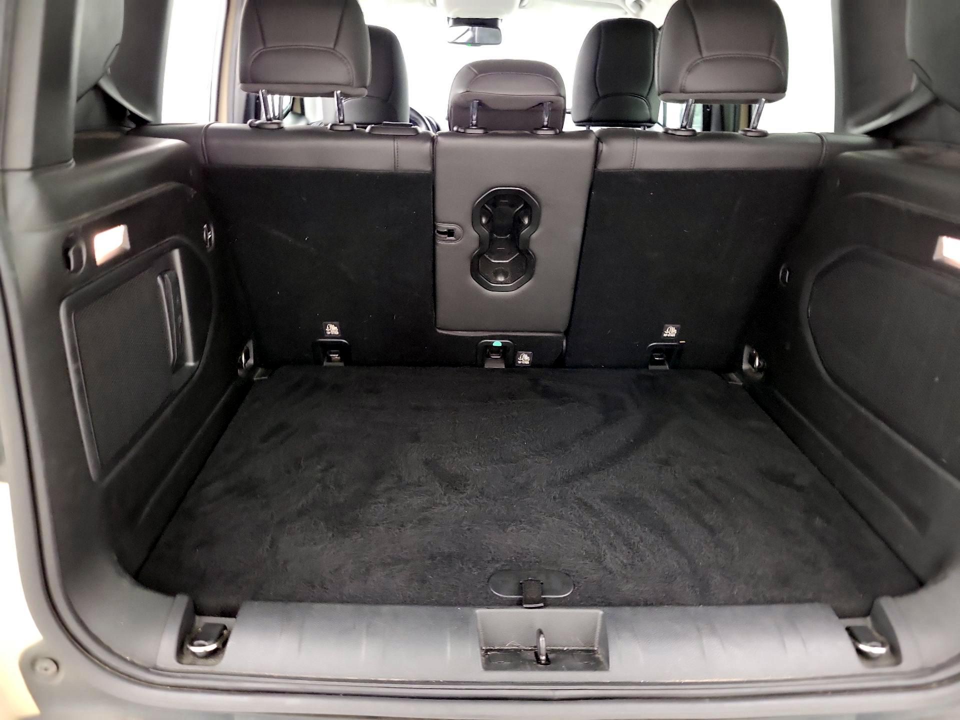 Thumbnail: 2015 Jeep Renegade - 18