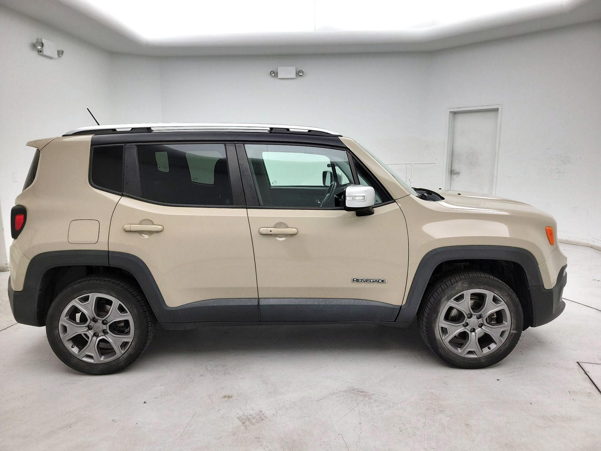 Thumbnail: 2015 Jeep Renegade - 4
