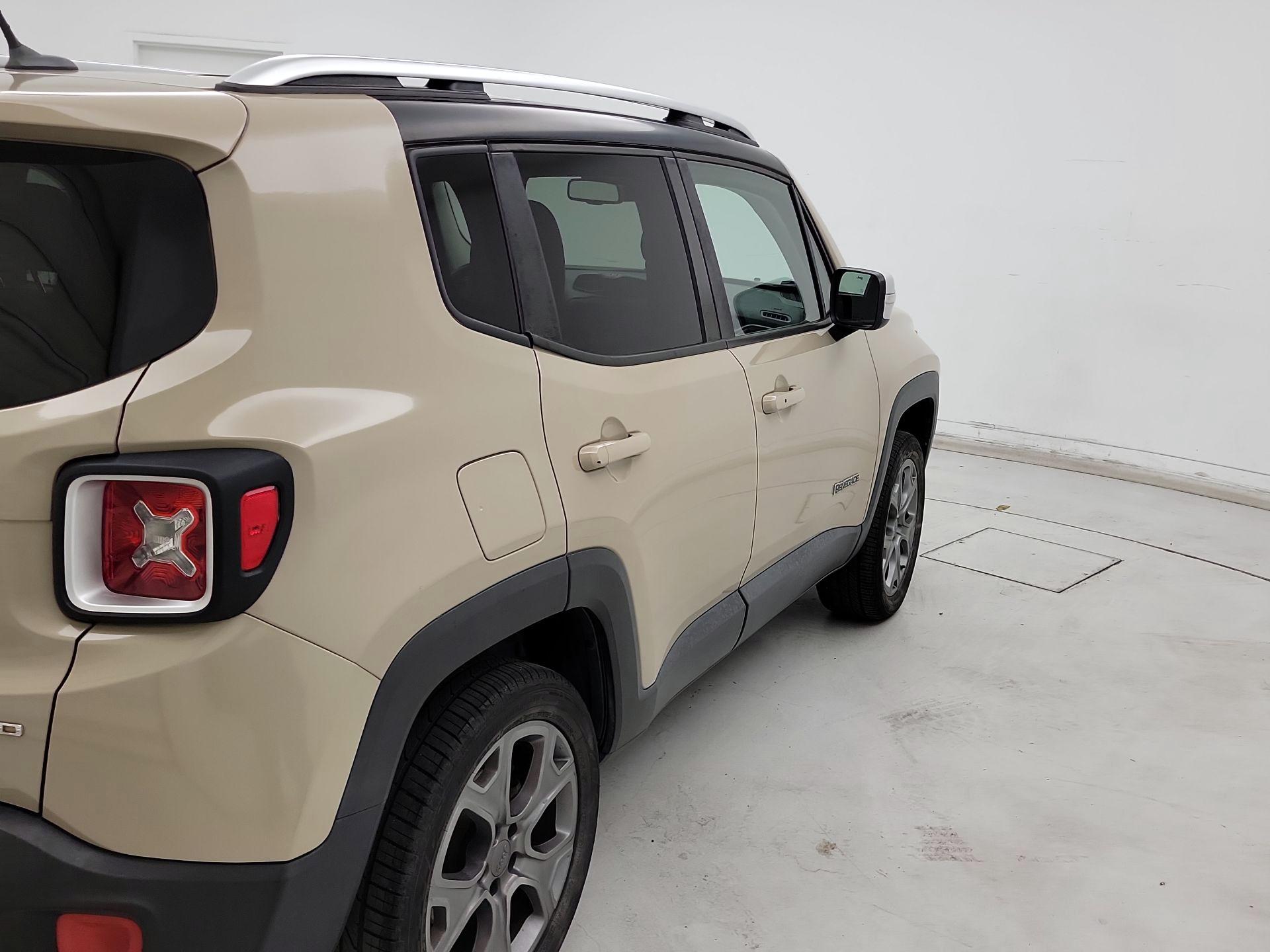 Thumbnail: 2015 Jeep Renegade - 5