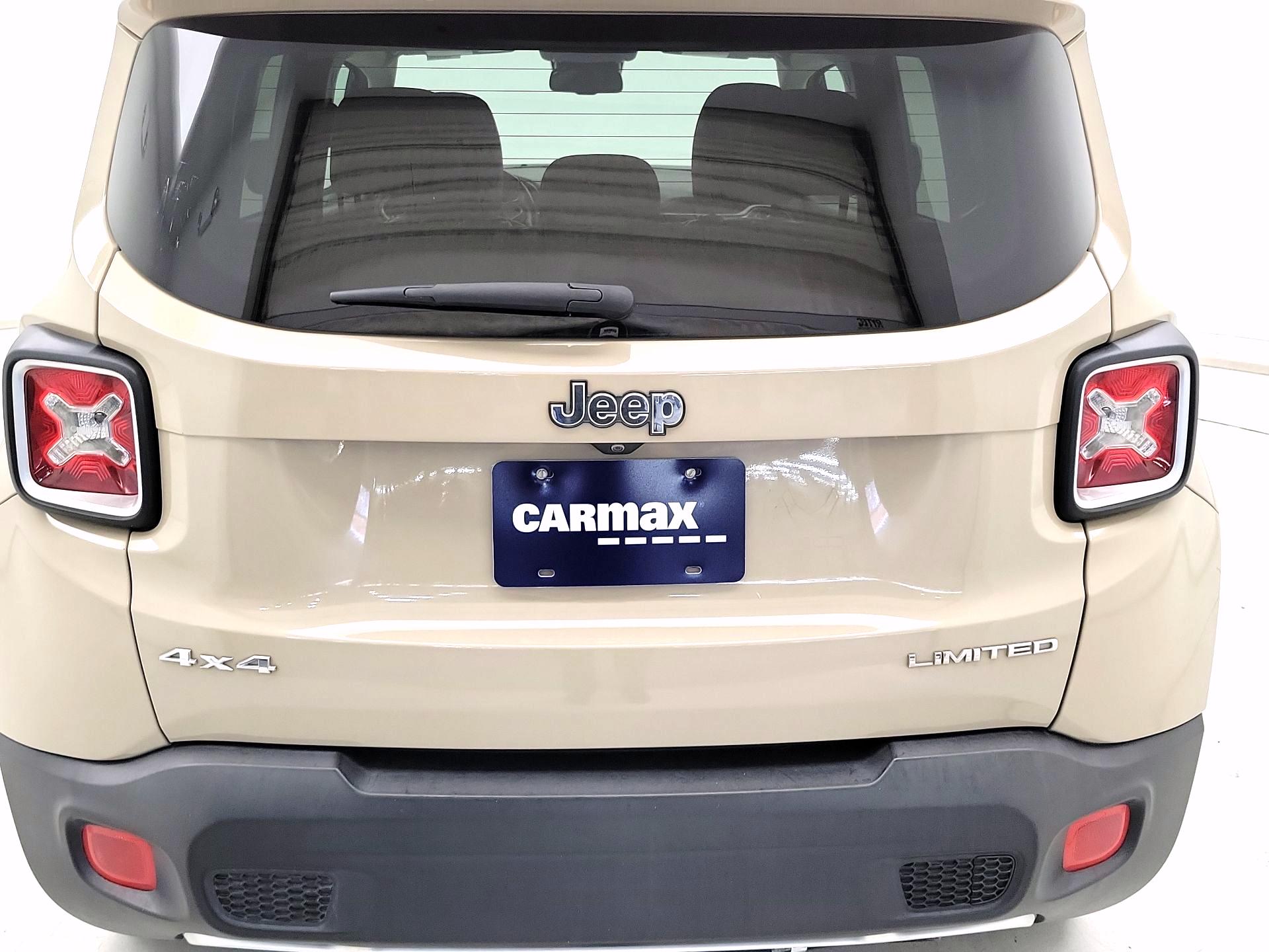 Thumbnail: 2015 Jeep Renegade - 6