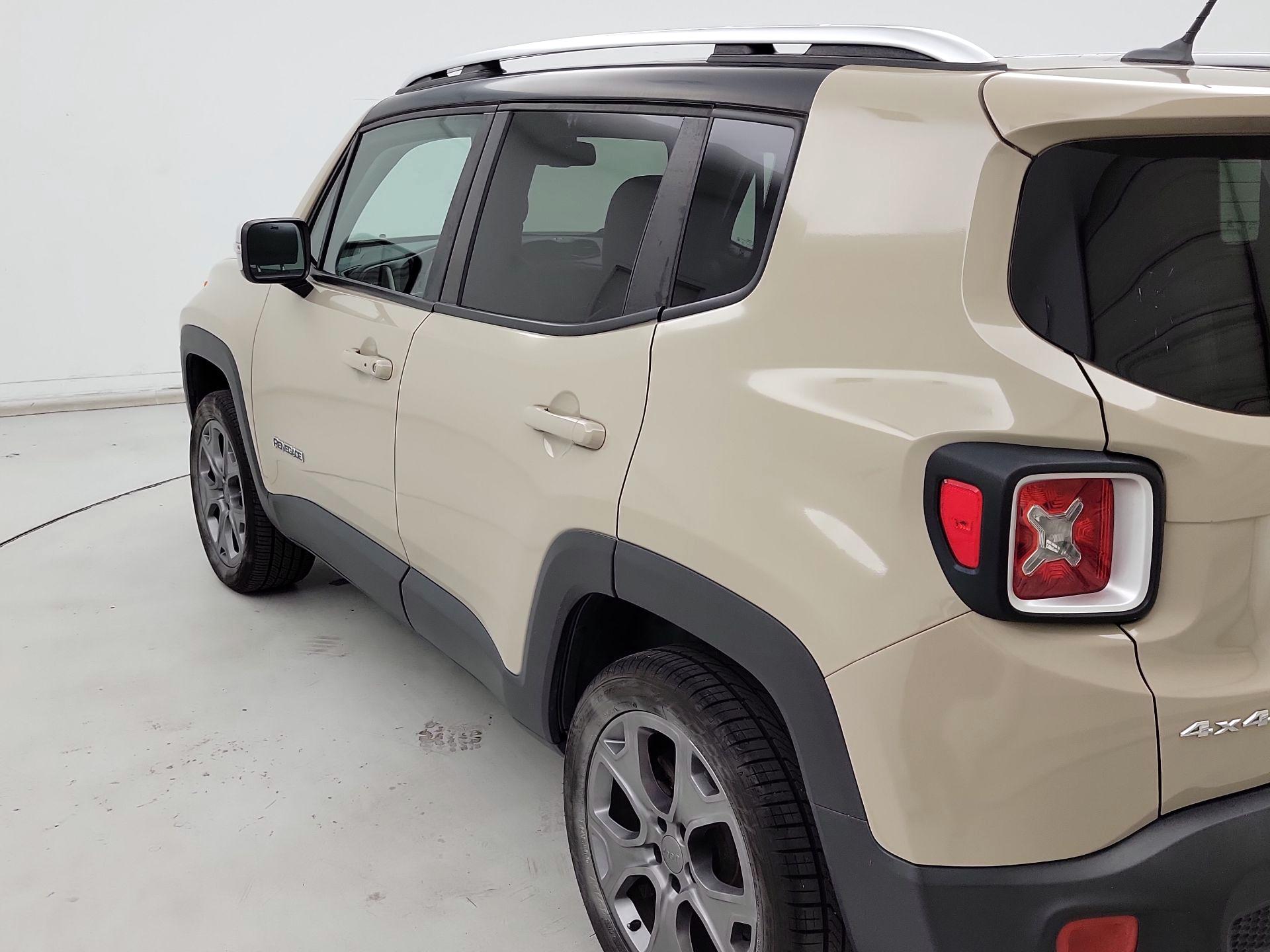 Thumbnail: 2015 Jeep Renegade - 7