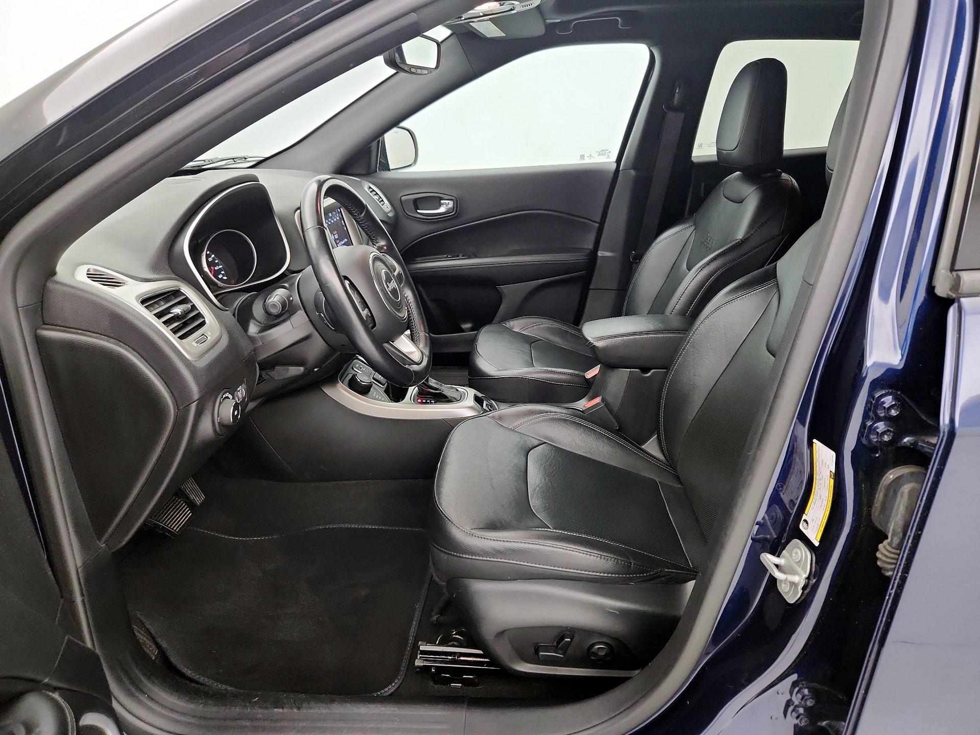 Thumbnail: 2020 Jeep Compass - 11