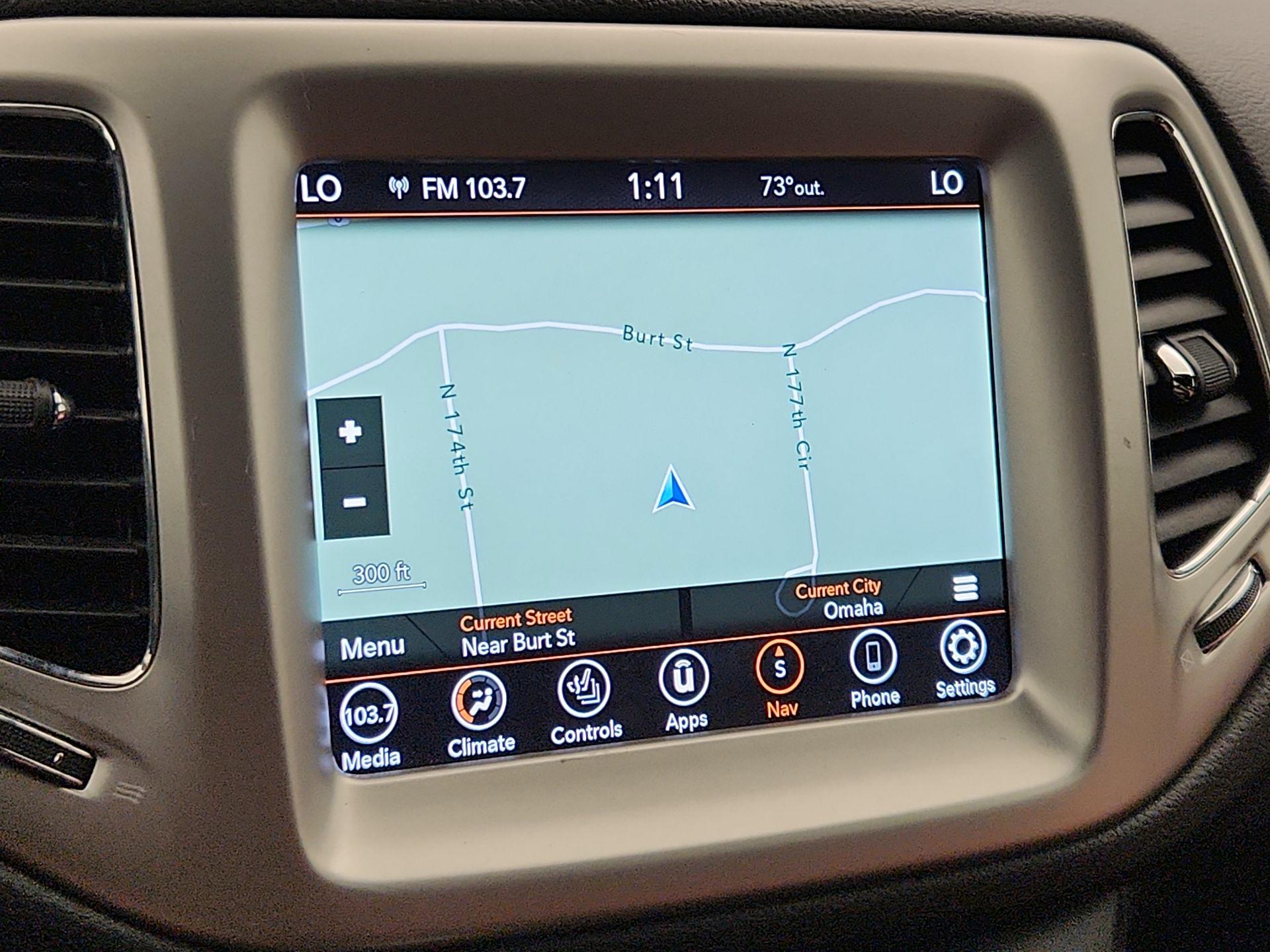 Thumbnail: 2020 Jeep Compass - 14