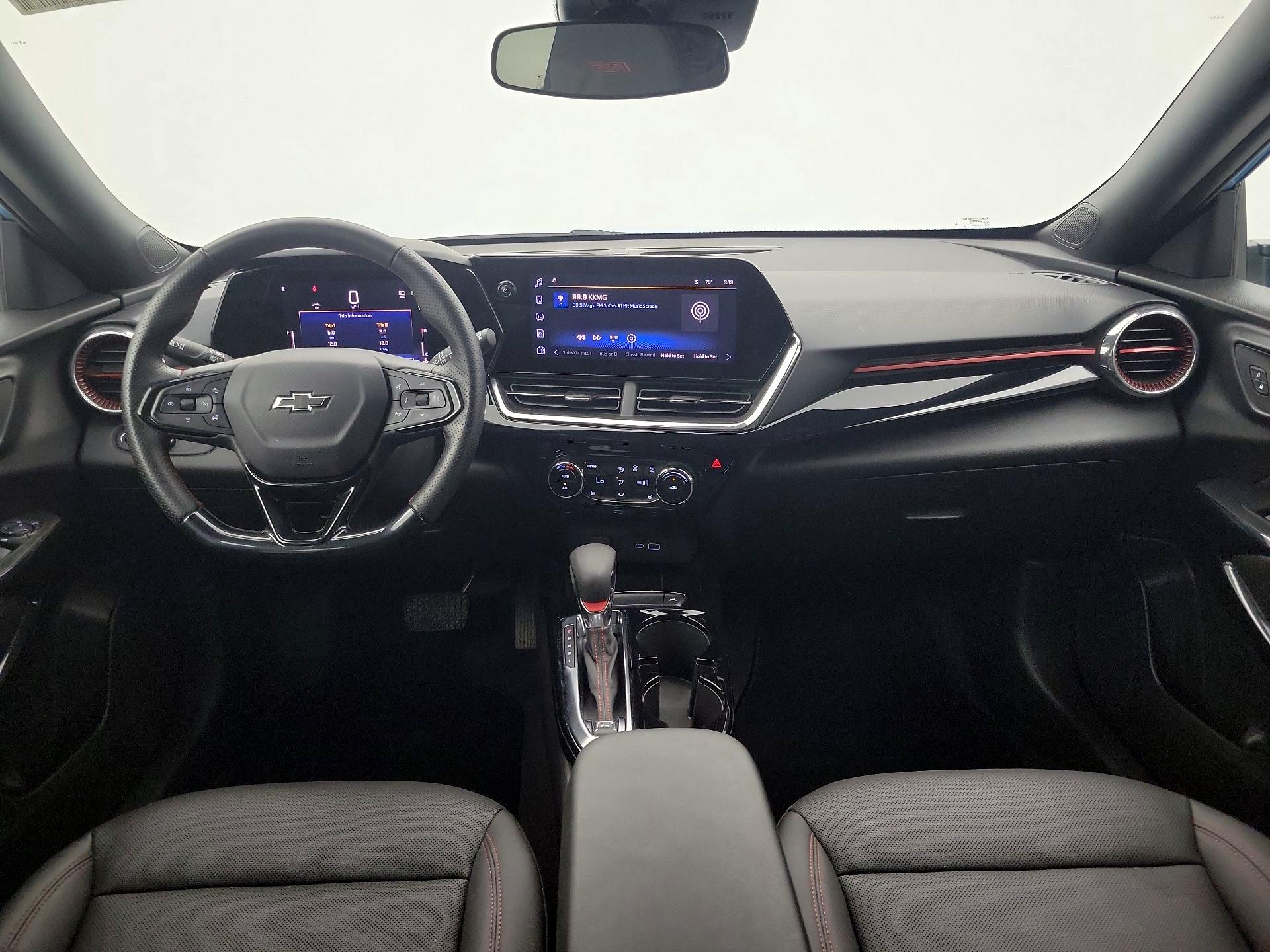 Thumbnail: 2025 Chevrolet Trax - 9