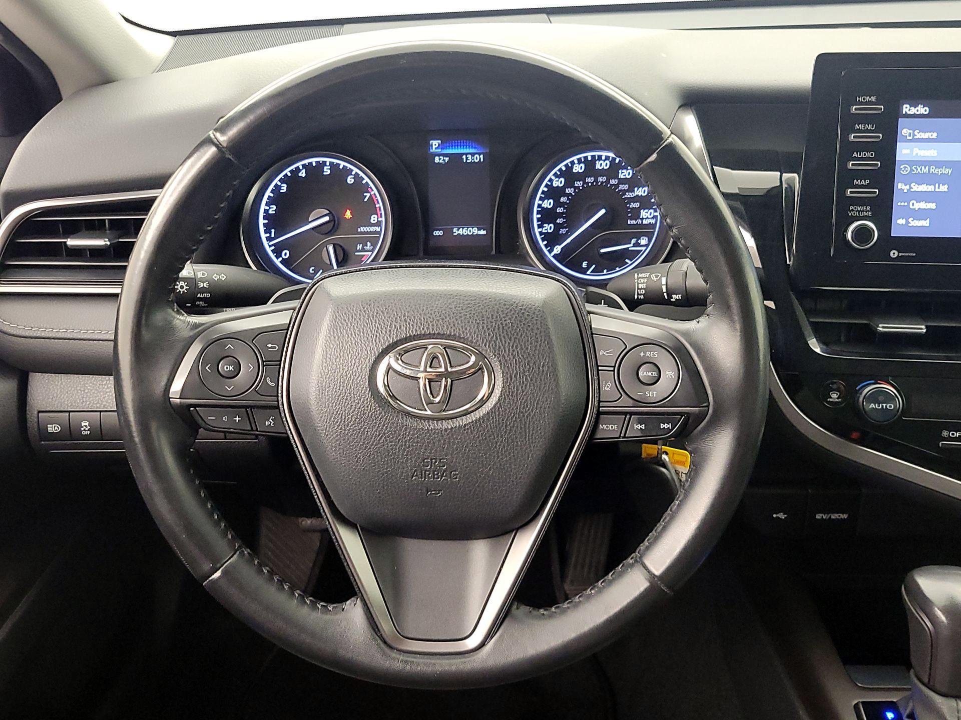 Thumbnail: 2022 Toyota Camry - 10