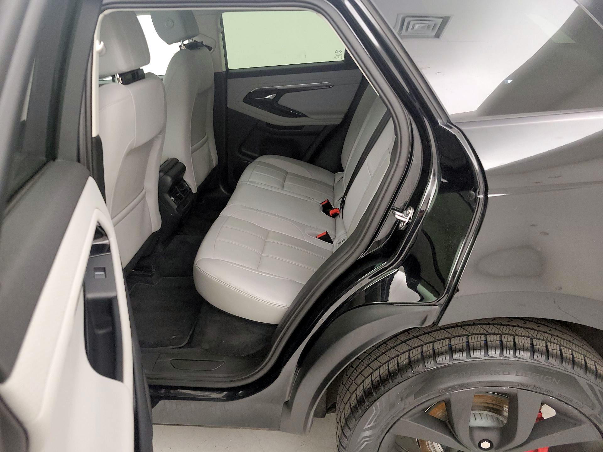 Thumbnail: 2020 Land Rover Range Rover Evoque - 20