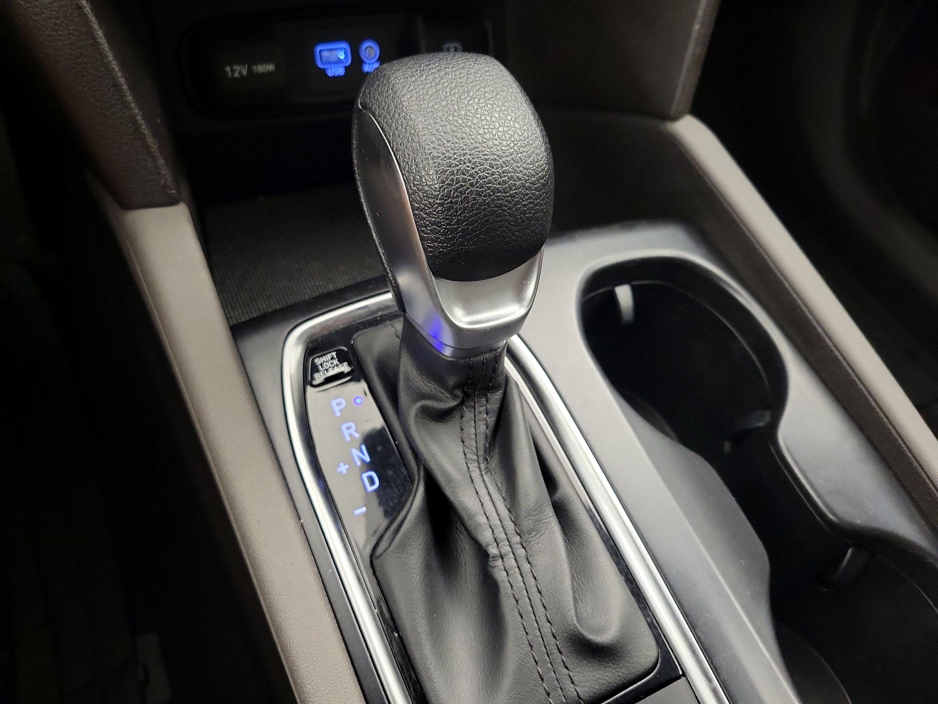Thumbnail: 2019 Hyundai Santa Fe - 15