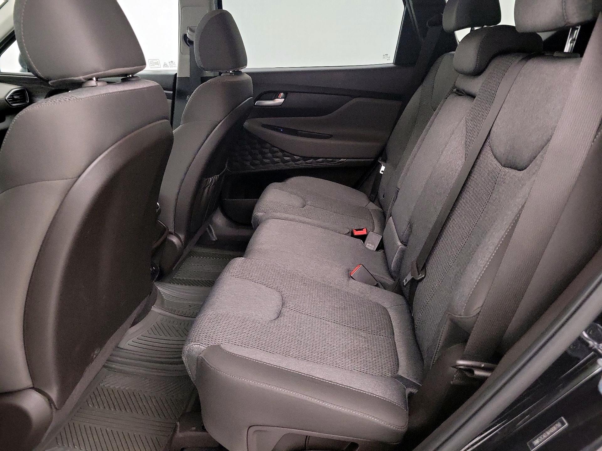 Thumbnail: 2019 Hyundai Santa Fe - 17