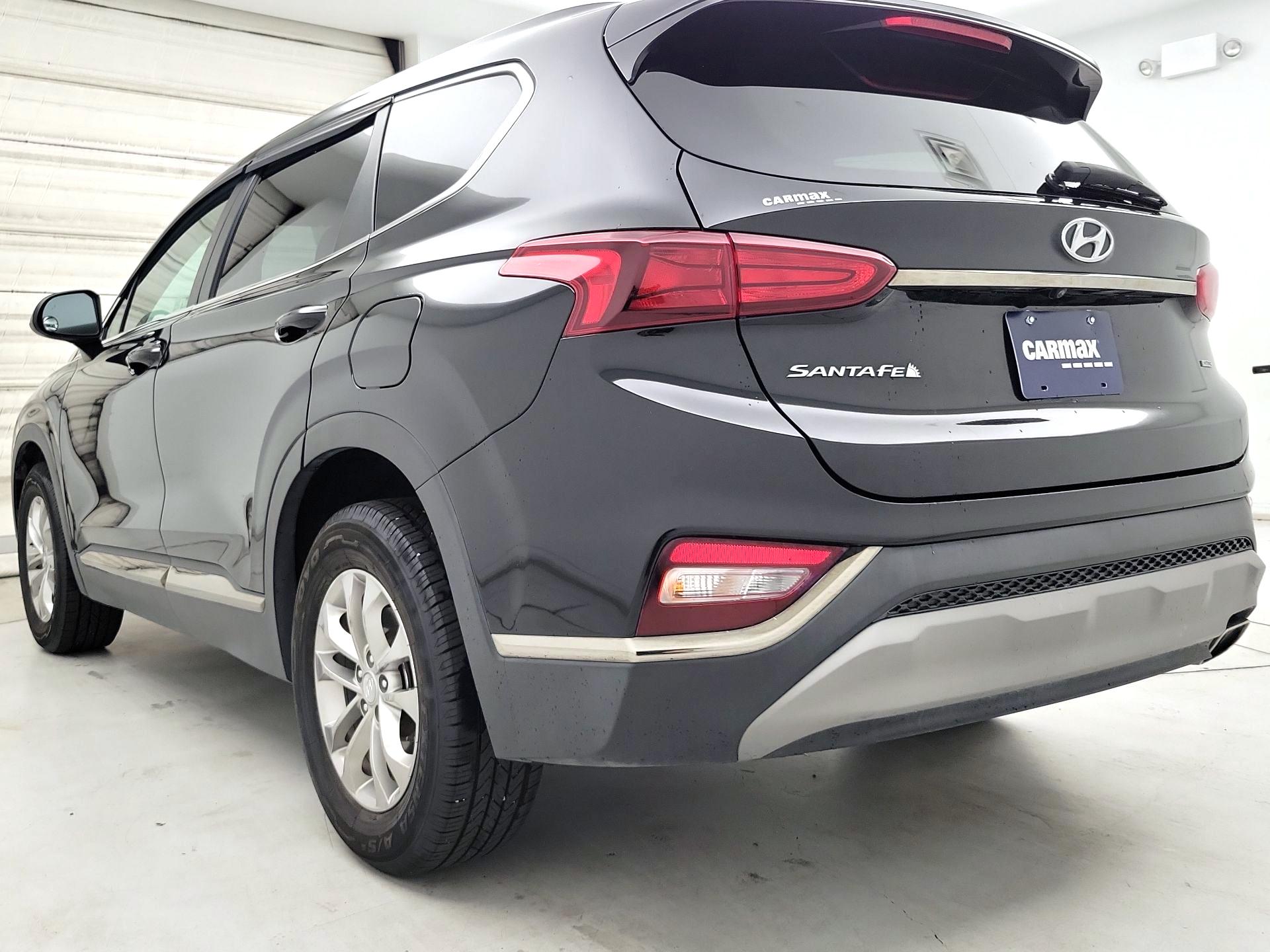 Thumbnail: 2019 Hyundai Santa Fe - 7