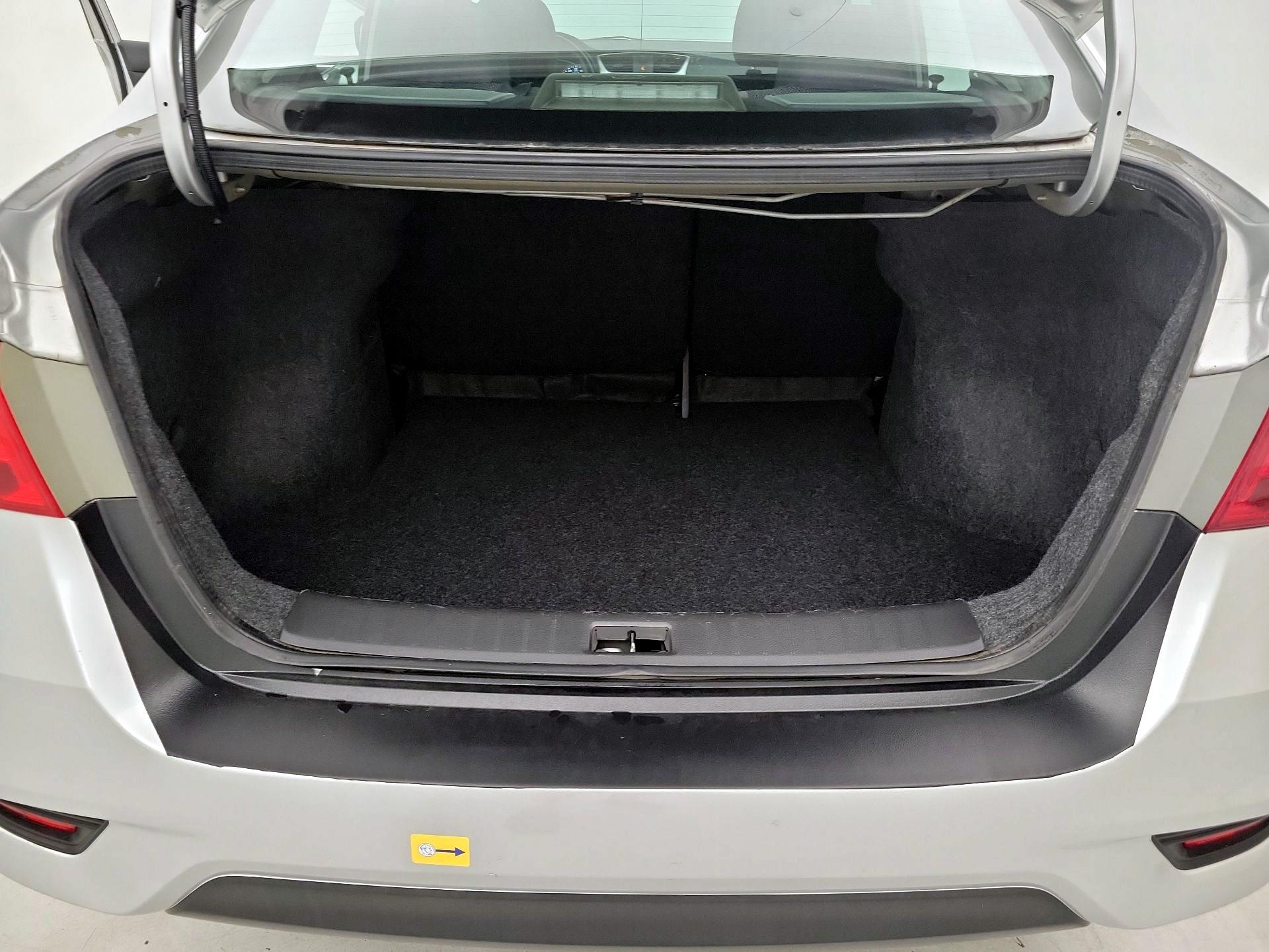 Thumbnail: 2018 Nissan Sentra - 20