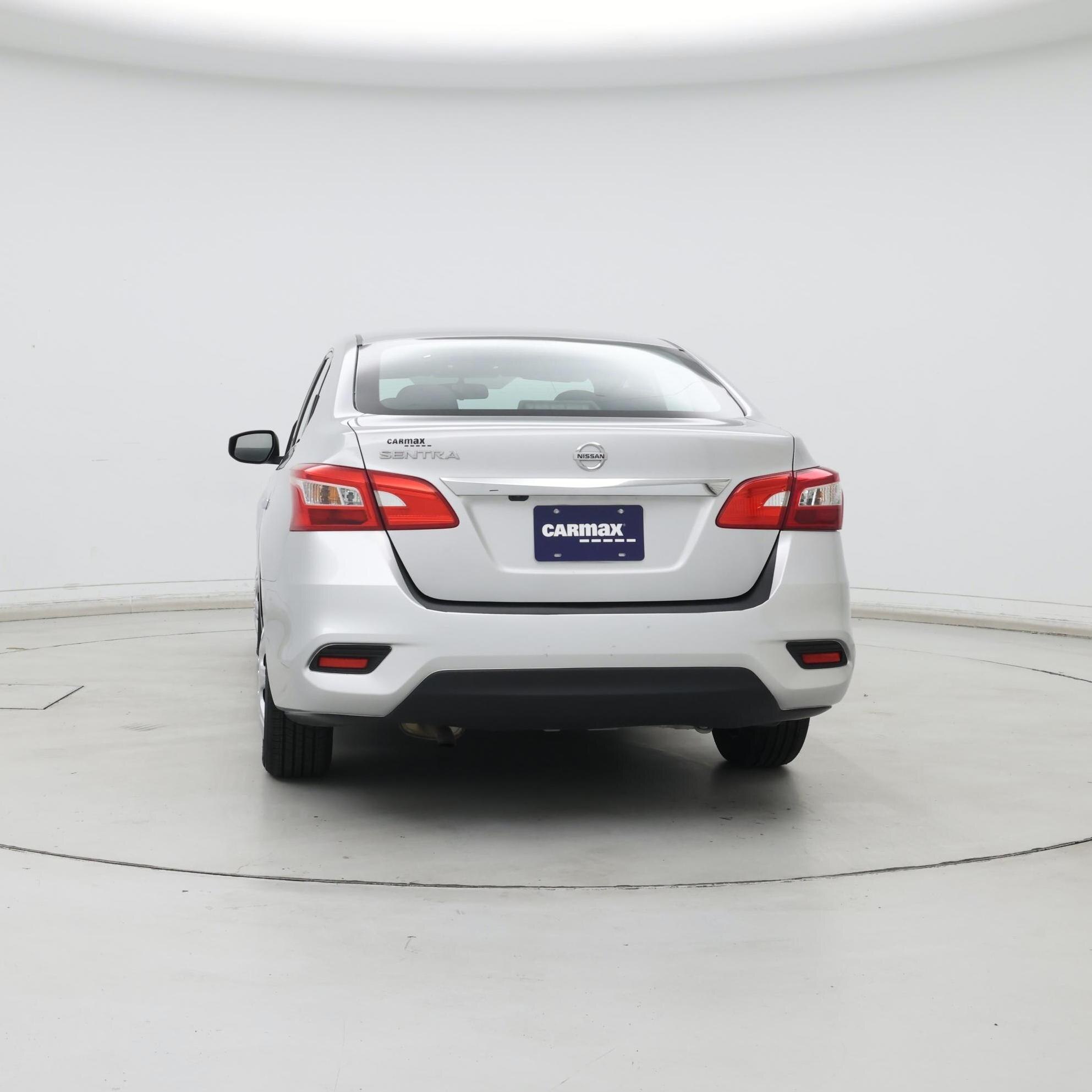 Thumbnail: 2018 Nissan Sentra - 6