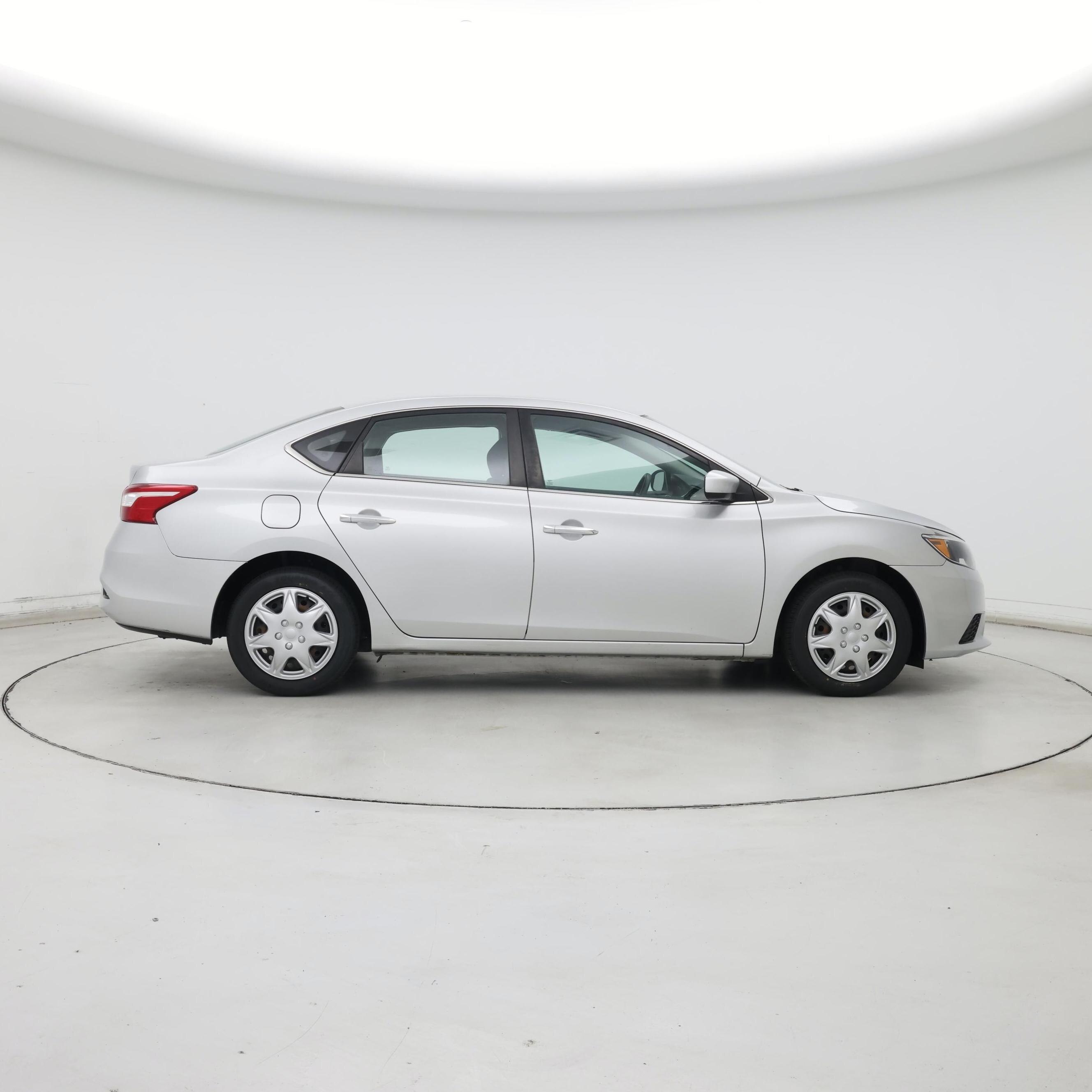 Thumbnail: 2018 Nissan Sentra - 7
