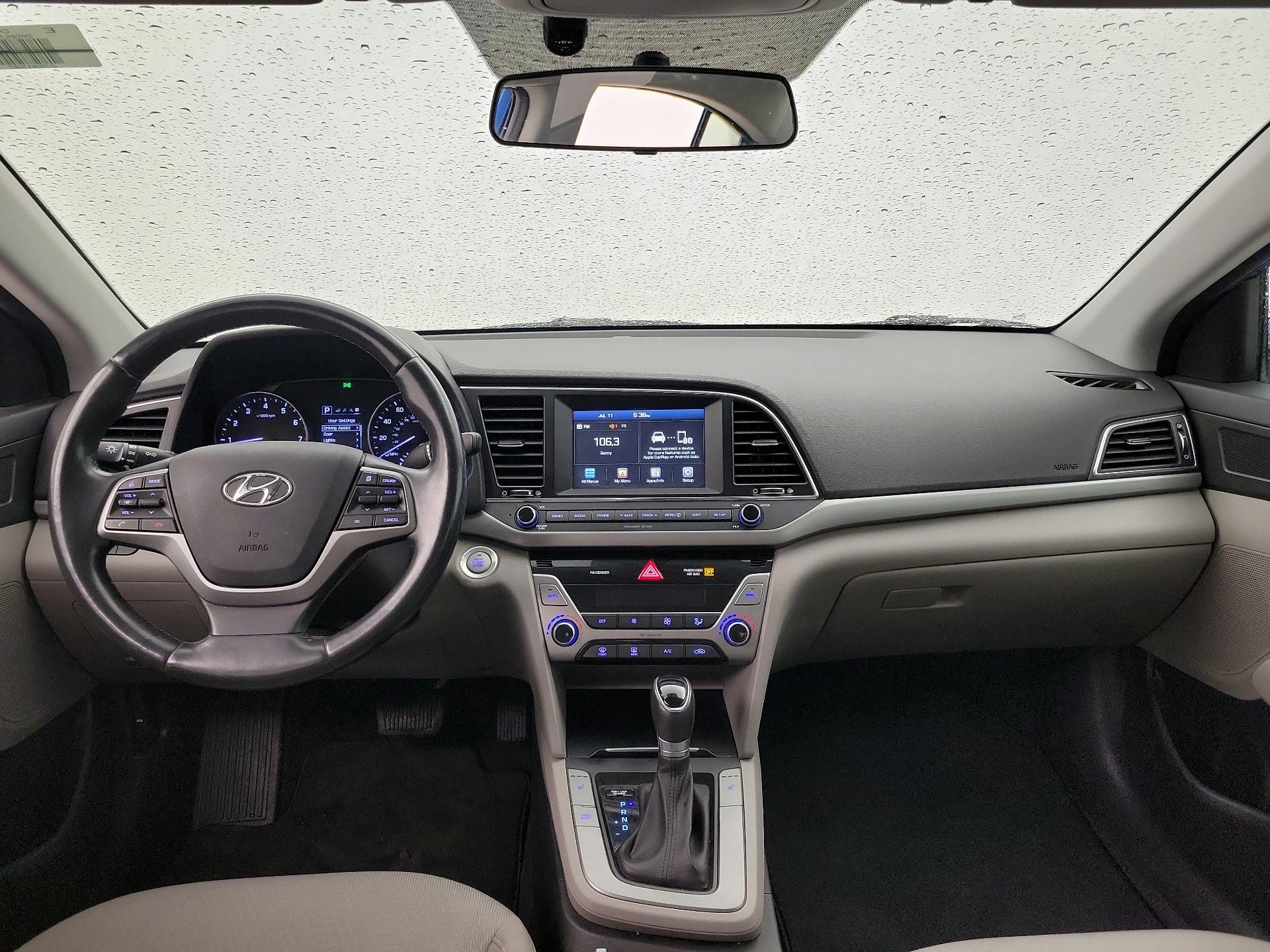 Thumbnail: 2017 Hyundai Elantra - 9