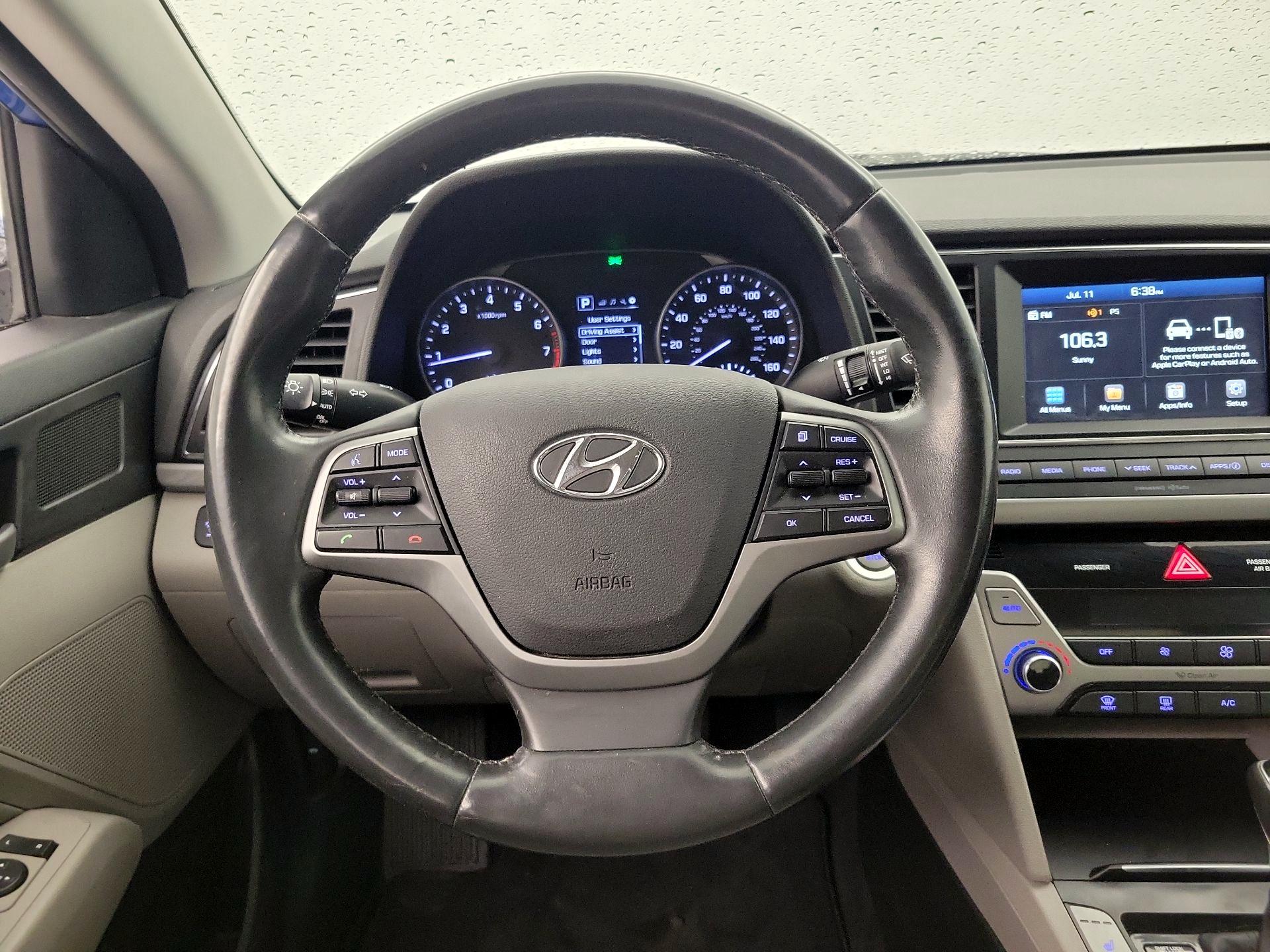 Thumbnail: 2017 Hyundai Elantra - 10