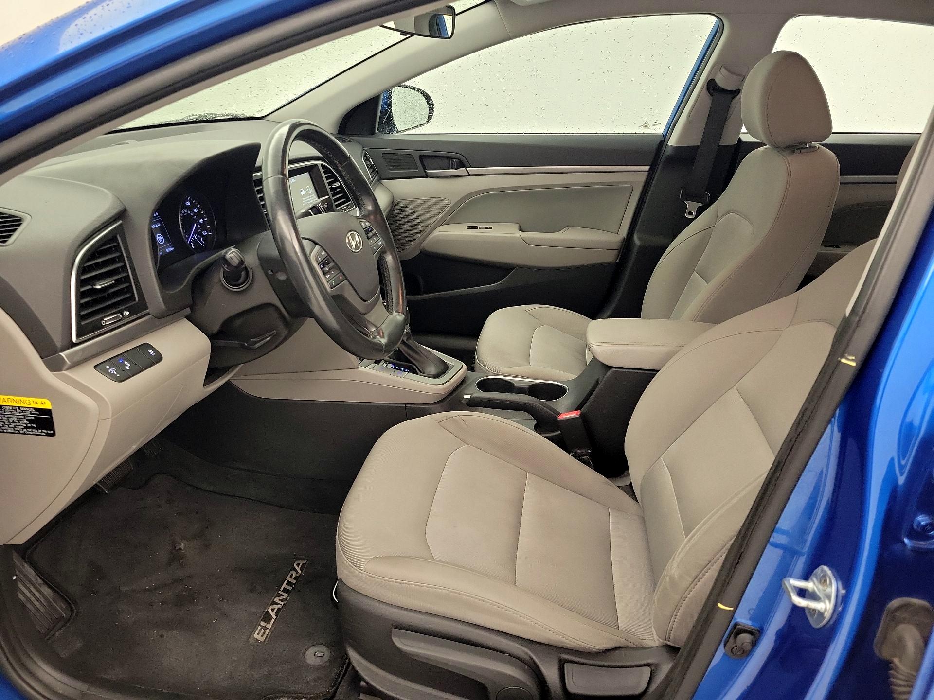 Thumbnail: 2017 Hyundai Elantra - 11