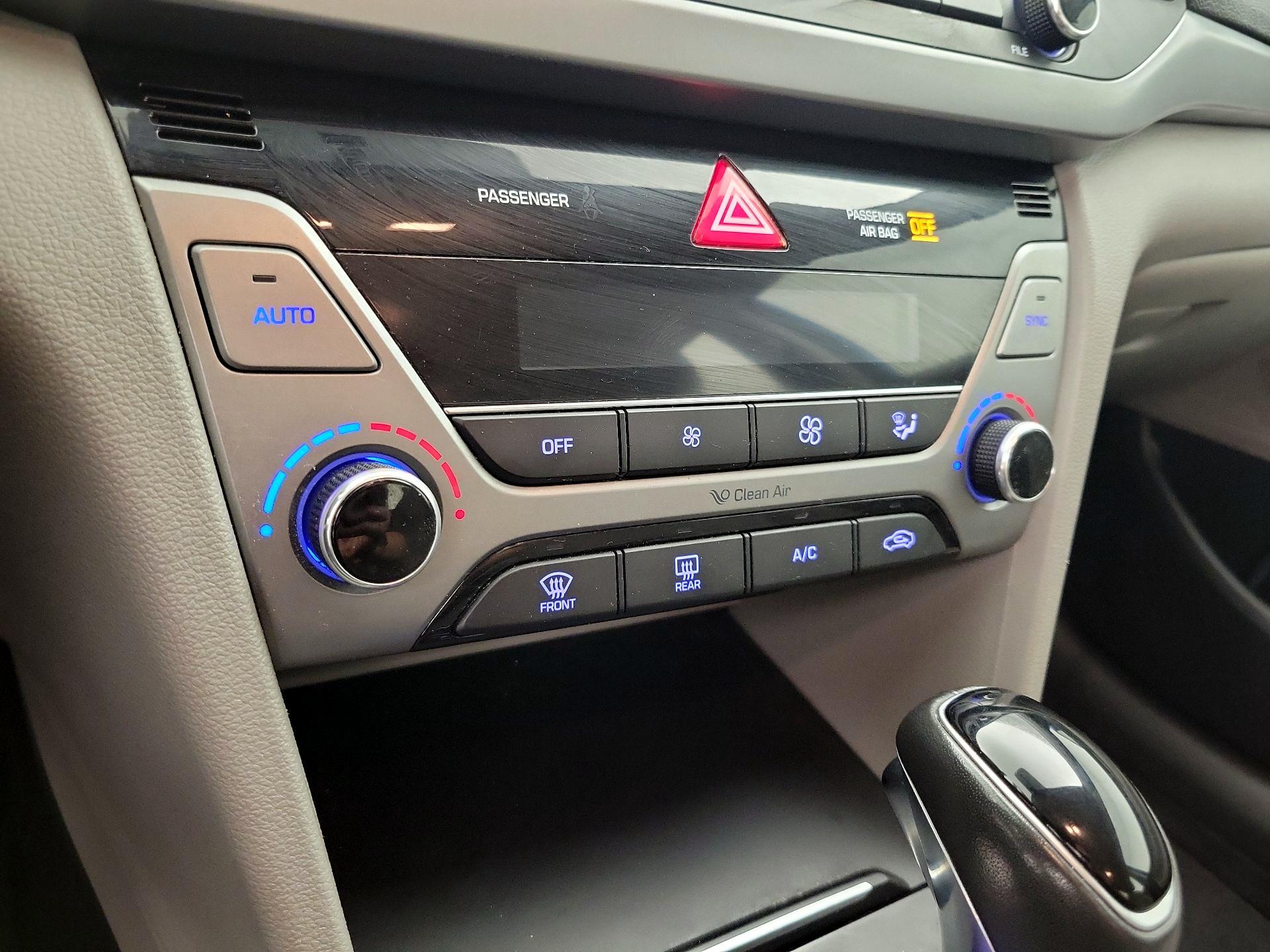Thumbnail: 2017 Hyundai Elantra - 16
