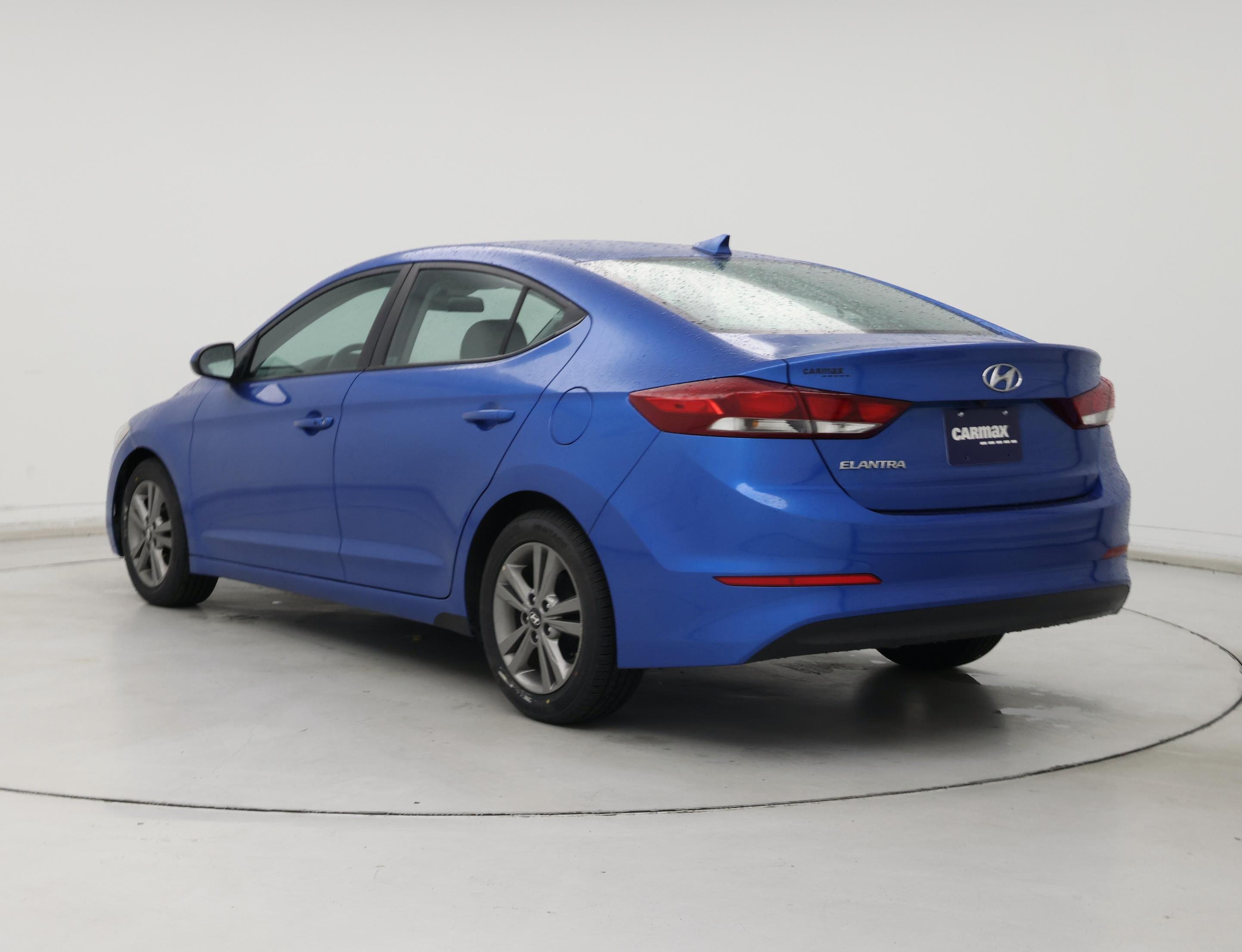 Thumbnail: 2017 Hyundai Elantra - 2