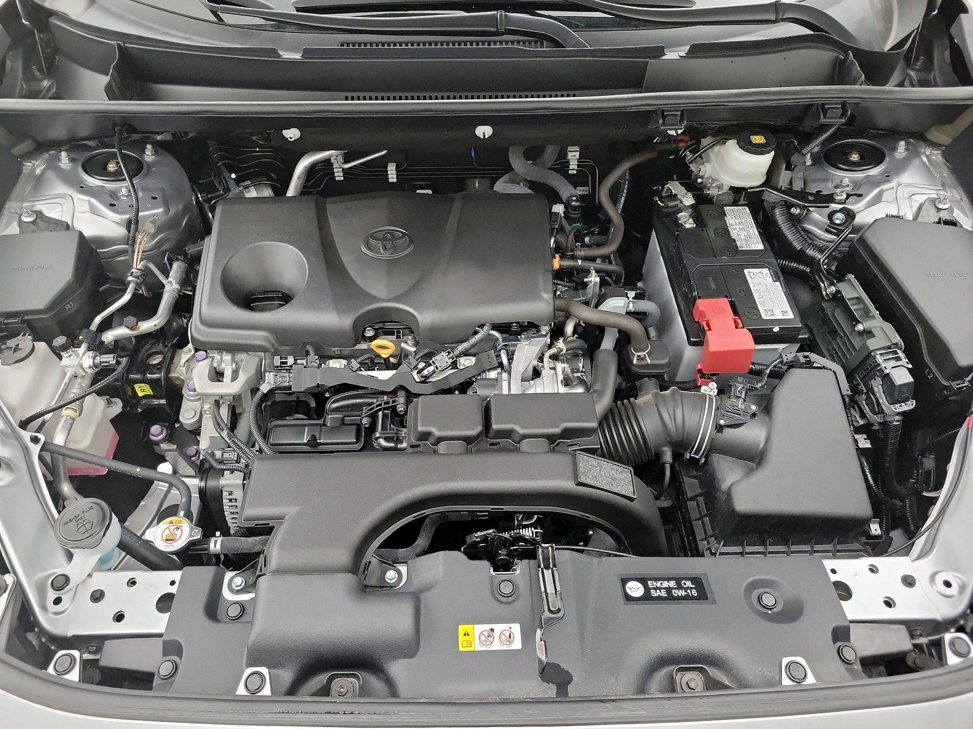 Thumbnail: 2021 Toyota RAV4 - 20