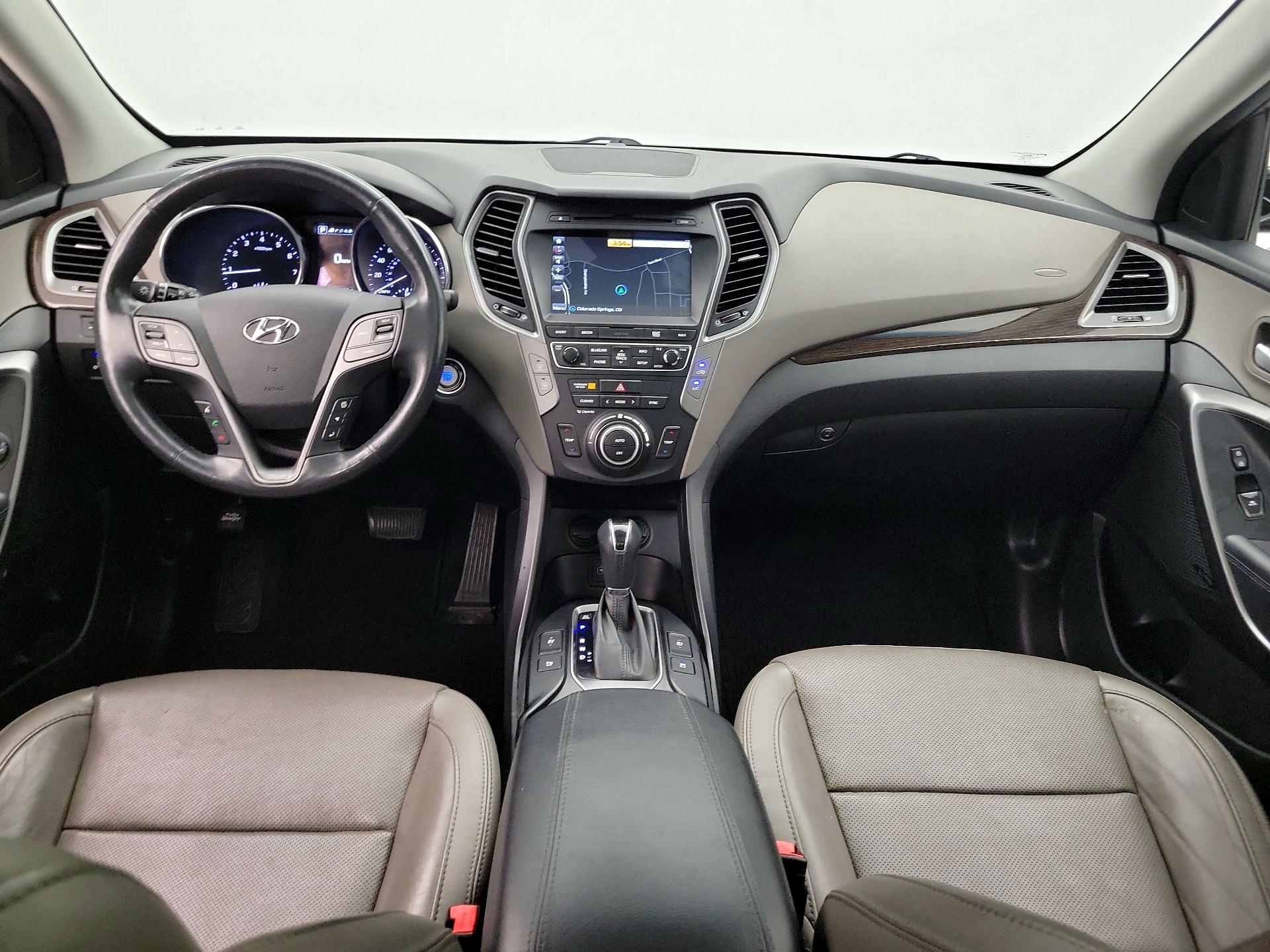 Thumbnail: 2017 Hyundai Santa Fe - 9