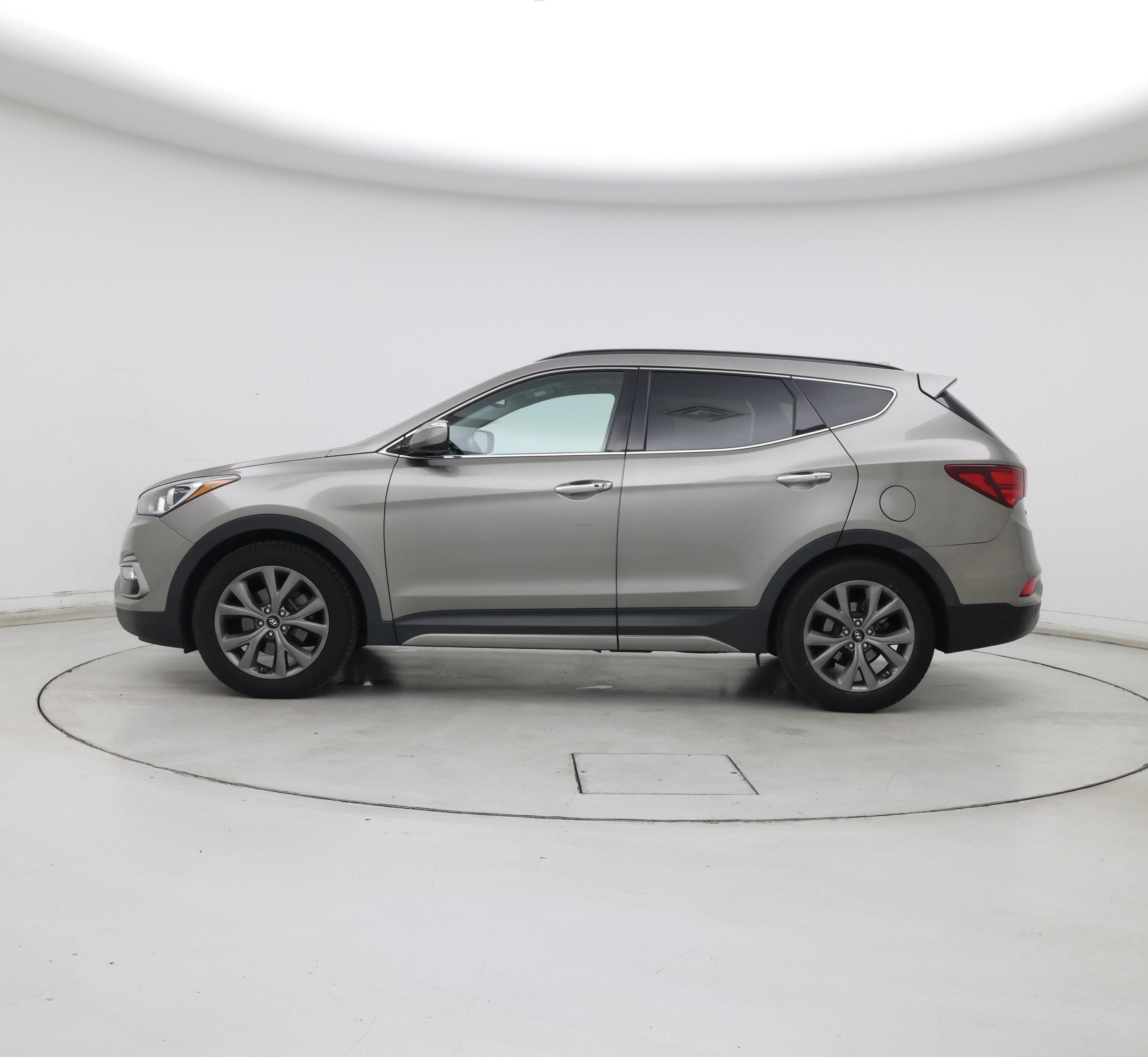 Thumbnail: 2017 Hyundai Santa Fe - 3