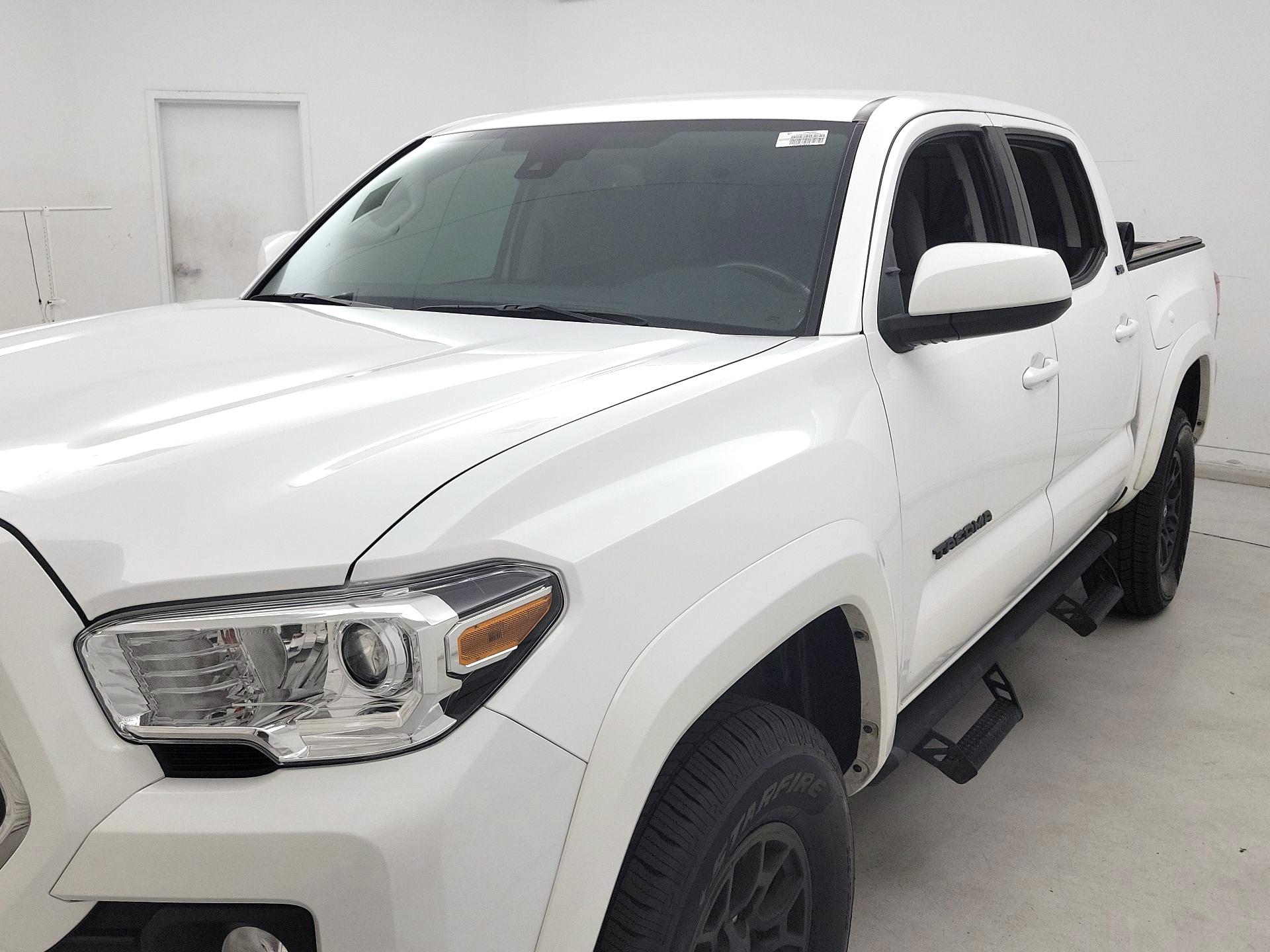 Thumbnail: 2021 Toyota Tacoma - 3