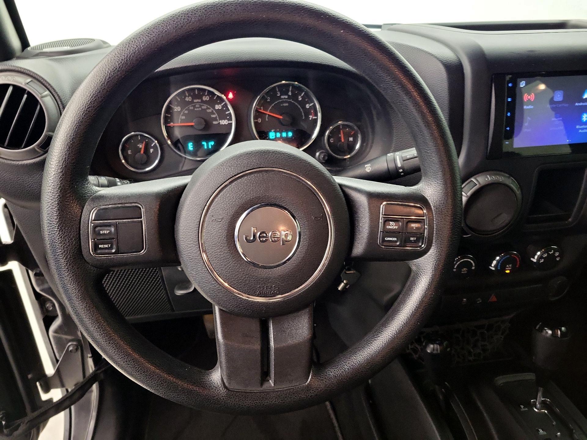 Thumbnail: 2016 Jeep Wrangler - 10