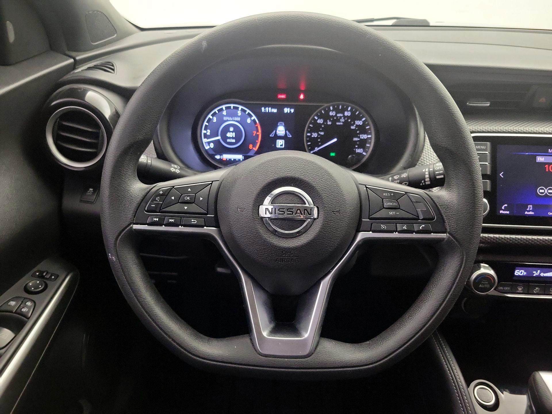 Thumbnail: 2019 Nissan Kicks - 10