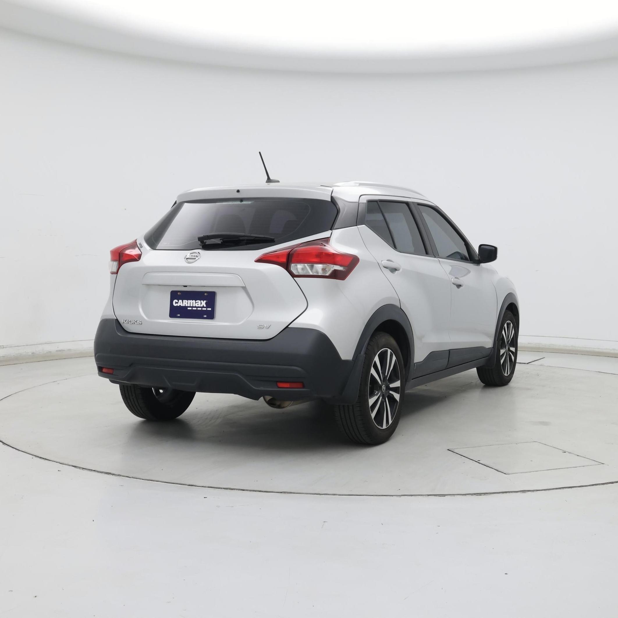 Thumbnail: 2019 Nissan Kicks - 8