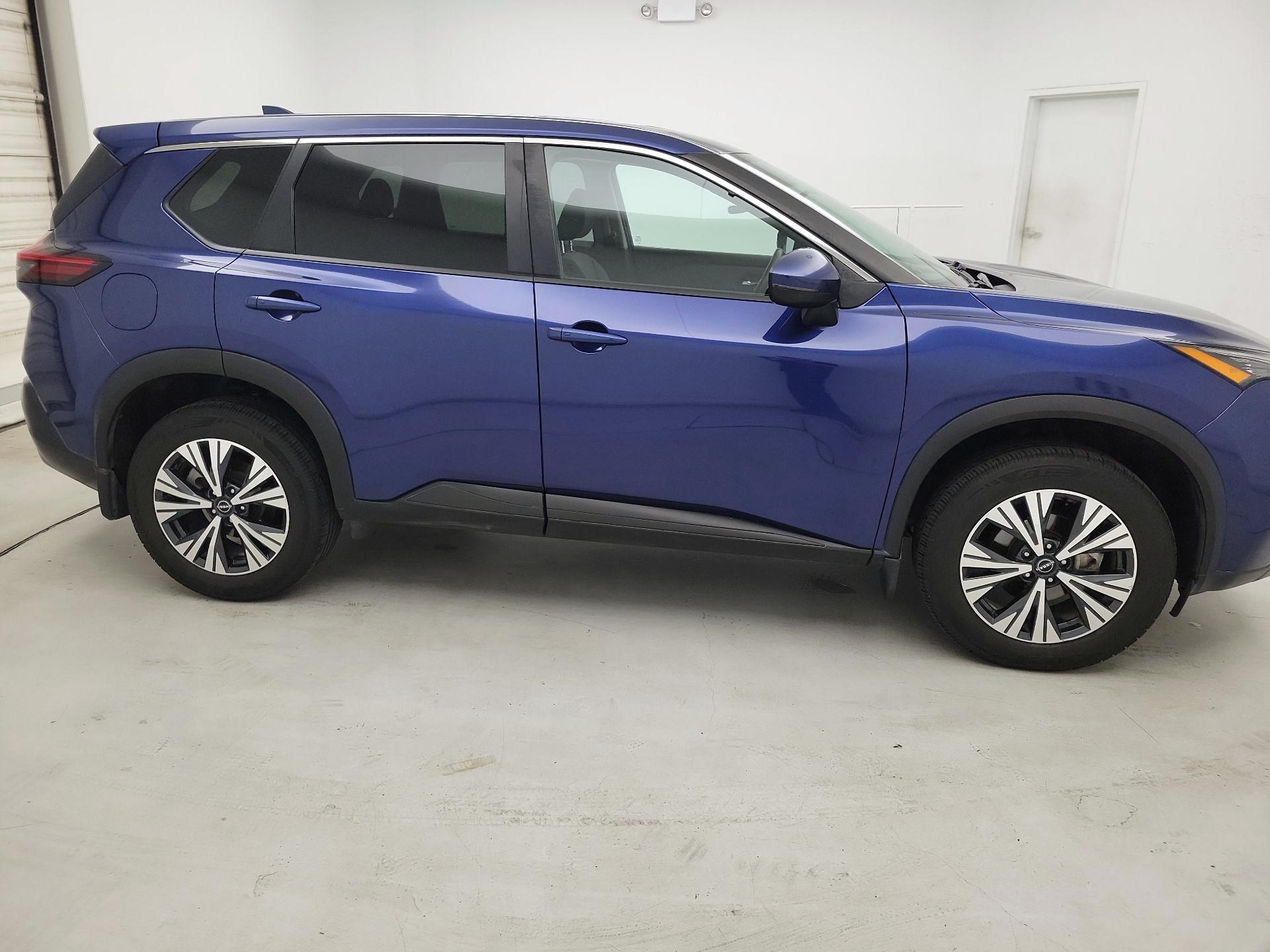 Thumbnail: 2022 Nissan Rogue - 4