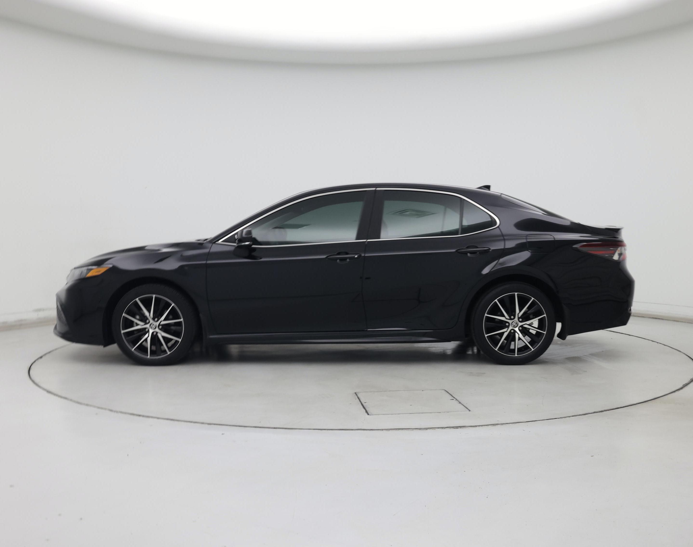 Thumbnail: 2023 Toyota Camry - 3